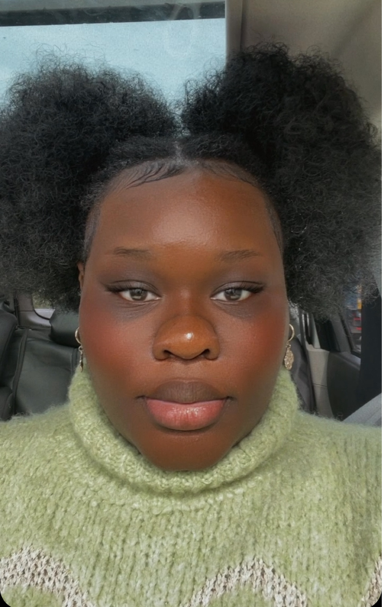 Natural Hair Puff 2 for £5 🤍 Thank me later sisters 


#4chair #4c #naturalhairpuff #hairpuff #ponytail #blackgirlmagic #blackgirlhairstes #aliexpress #affordablehair 

#LTKbeauty #LTKuk #LTKeurope