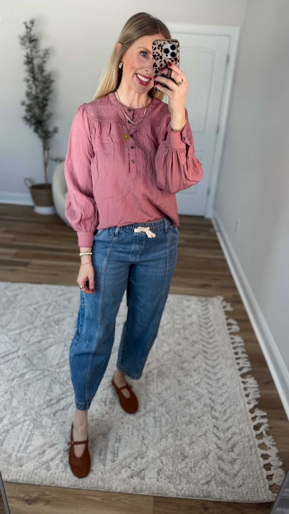 Daily try on, Walmart outfit, Walmart fashion, Walmart try on, time and tru, barrel jeans 

Small top
Medium jeans- size up!! 

#LTKmomlife #LTKootd