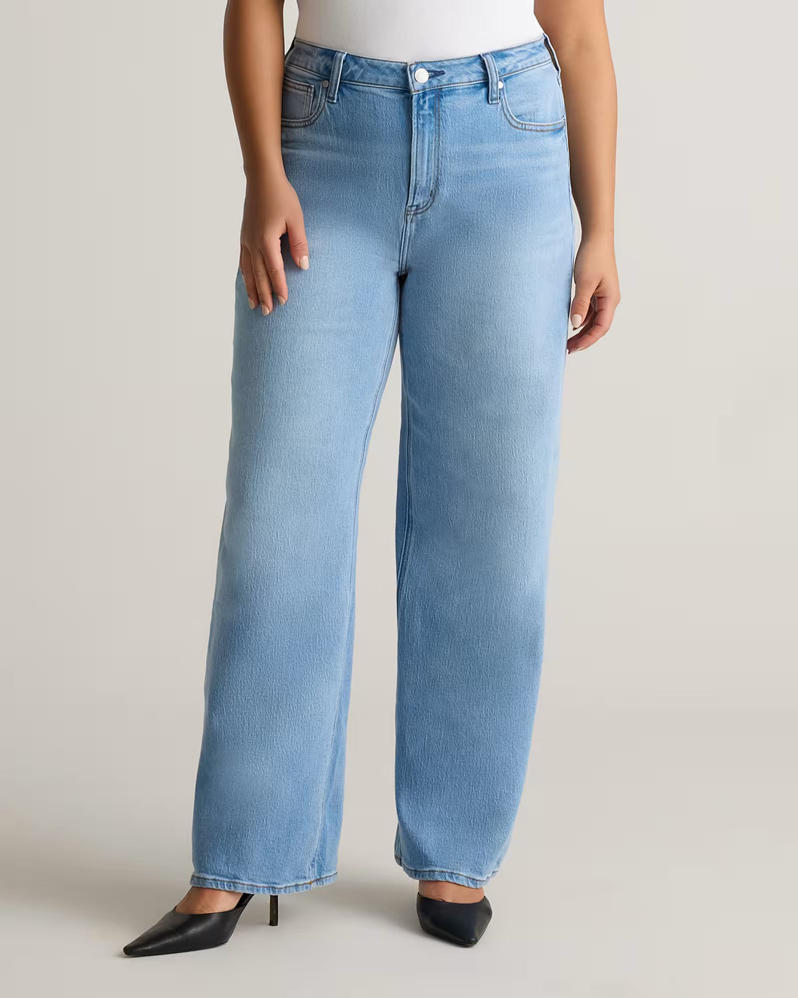 Bella Stretch Relaxed Straight Jeans | Quince