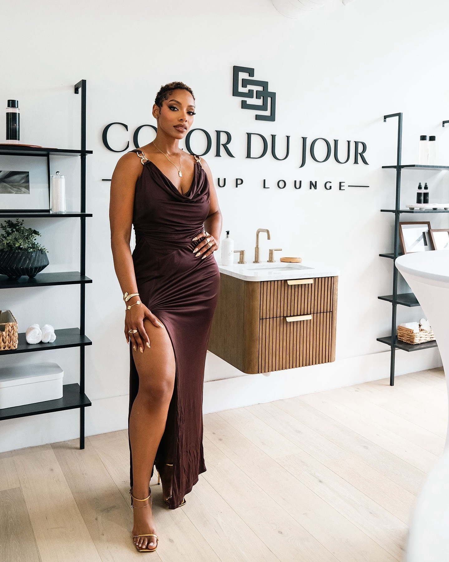 Wore this stunning Jlux brown dress to the opening of my new Color Du Jour Makeup Lounge and I’ve never felt sexier. It hugged in all the right places and made the moment even more unforgettable. 🤎✨
