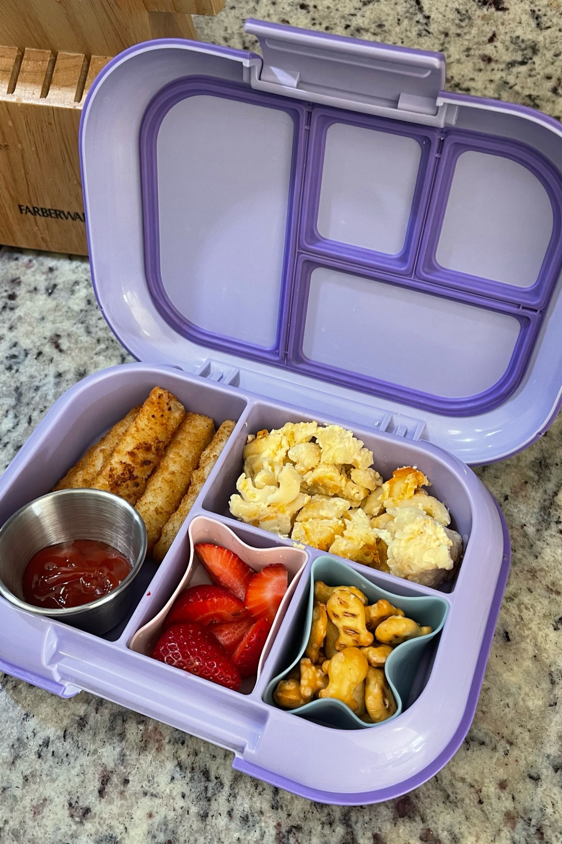 Toddler lunch essentials #toddlermusthave #bentgo

#LTKbaby #LTKfamily #LTKkids
