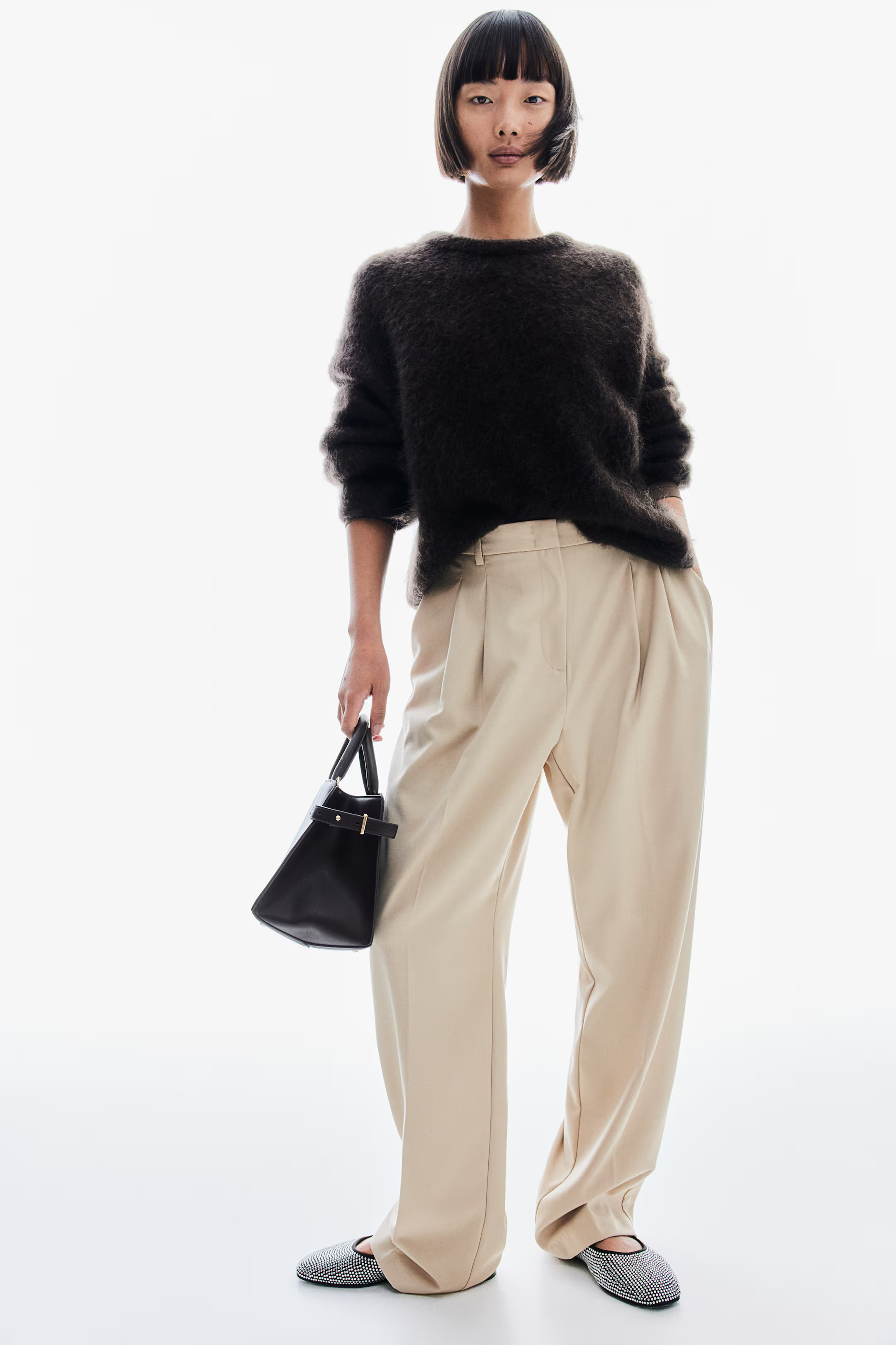 Tapered trousers - Light beige - Ladies | H&M GB | H&M (UK, MY, IN, SG, PH, TW, HK)