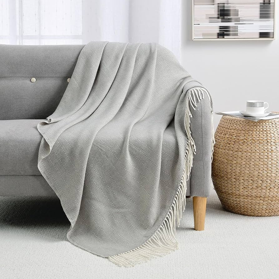 BOURINA Herringbone Throw Blanket,Soft Lightweight Cozy Throw for Bed Couch Decorative Blanket, L... | Amazon (US)