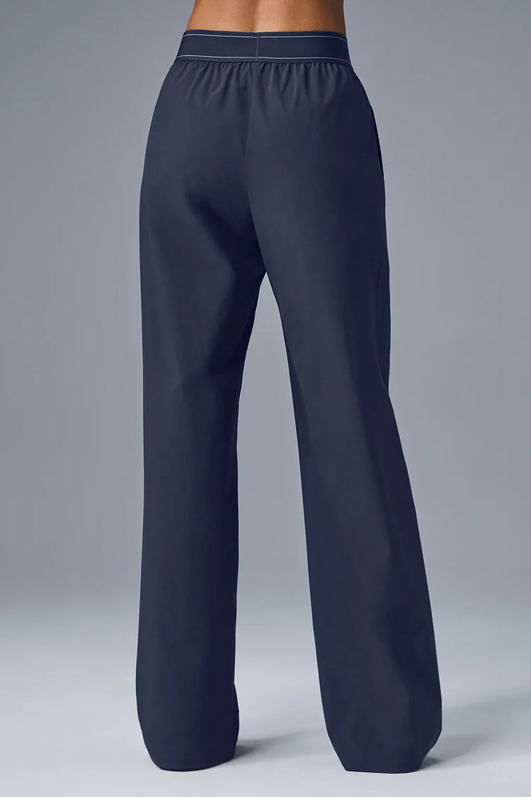 Suit Up Trouser (Long) - Navy | Alo Yoga (US)
