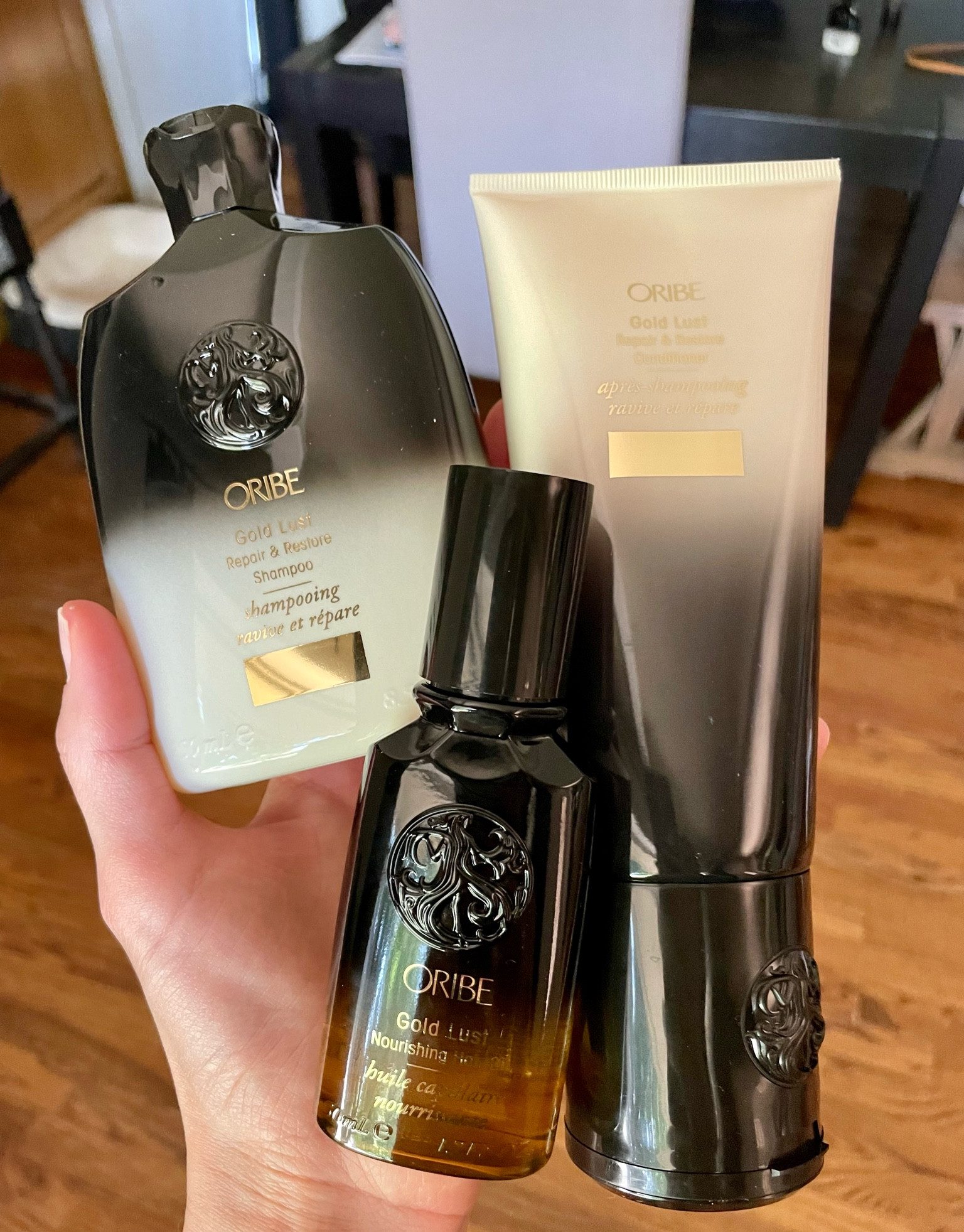 Oribe gold lust shampoo and conditioner liters on sale 

Linked all the good products from oribe 

Oribe, hair, shampoo, hair styling products, back to school, gift, birthday, girlfriend, best friend gift, Christmas, gift card, beauty, Nordstrom

Oribe Luxury hair care brand shampoo gift set from Nordstrom sale

#LTKHoliday #LTKSaleAlert #LTKBeauty