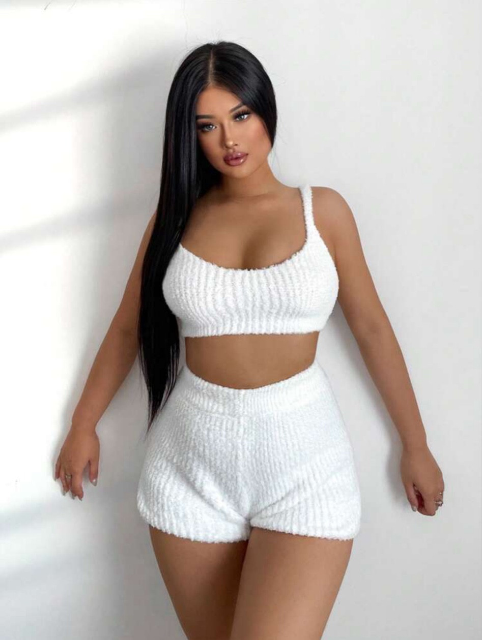 Soft, comfy lounge set 

#LTKfindsunder50 #LTKstyletip #LTKSeasonal