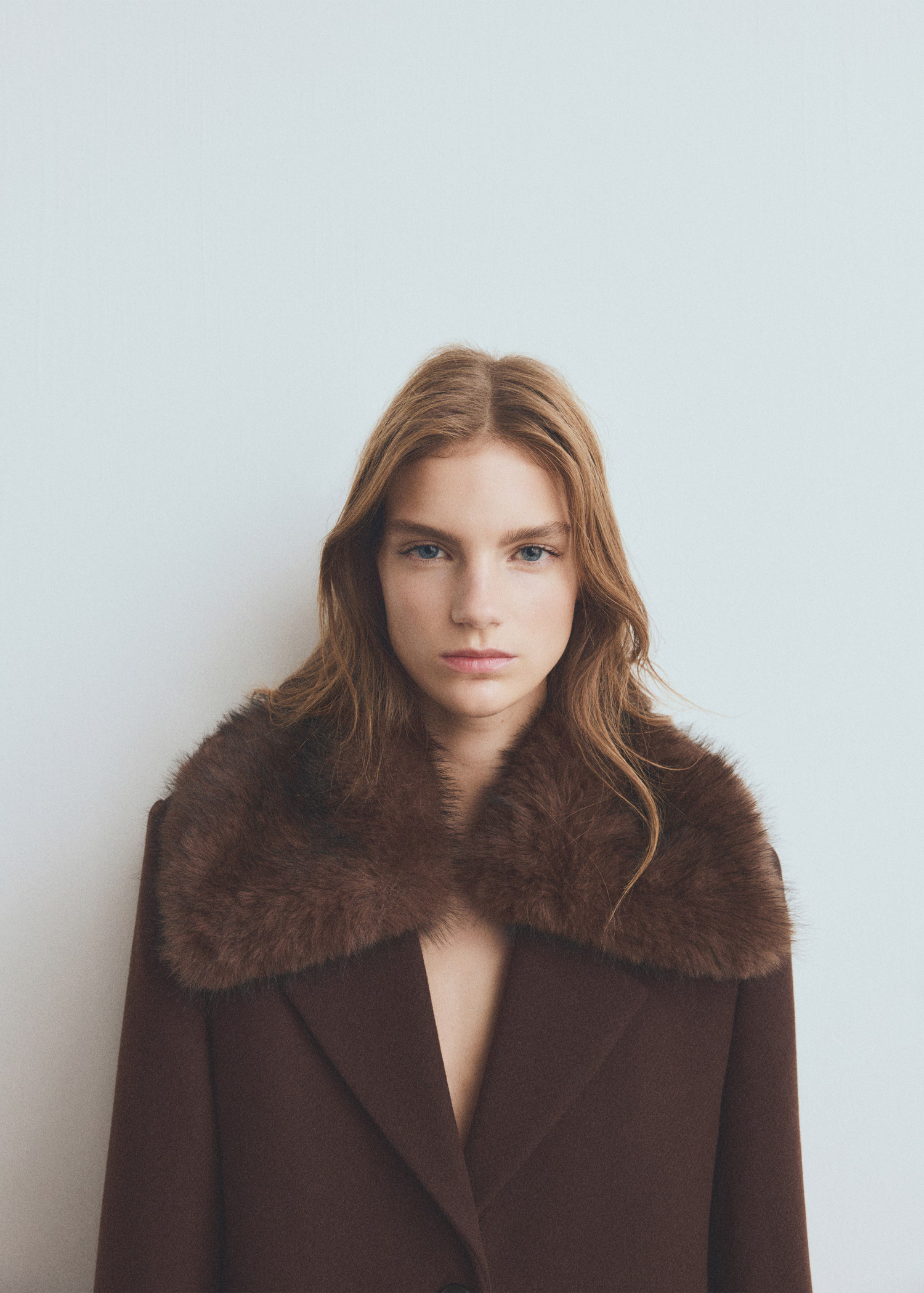 Wool coat with fur collar | MANGO (UK)