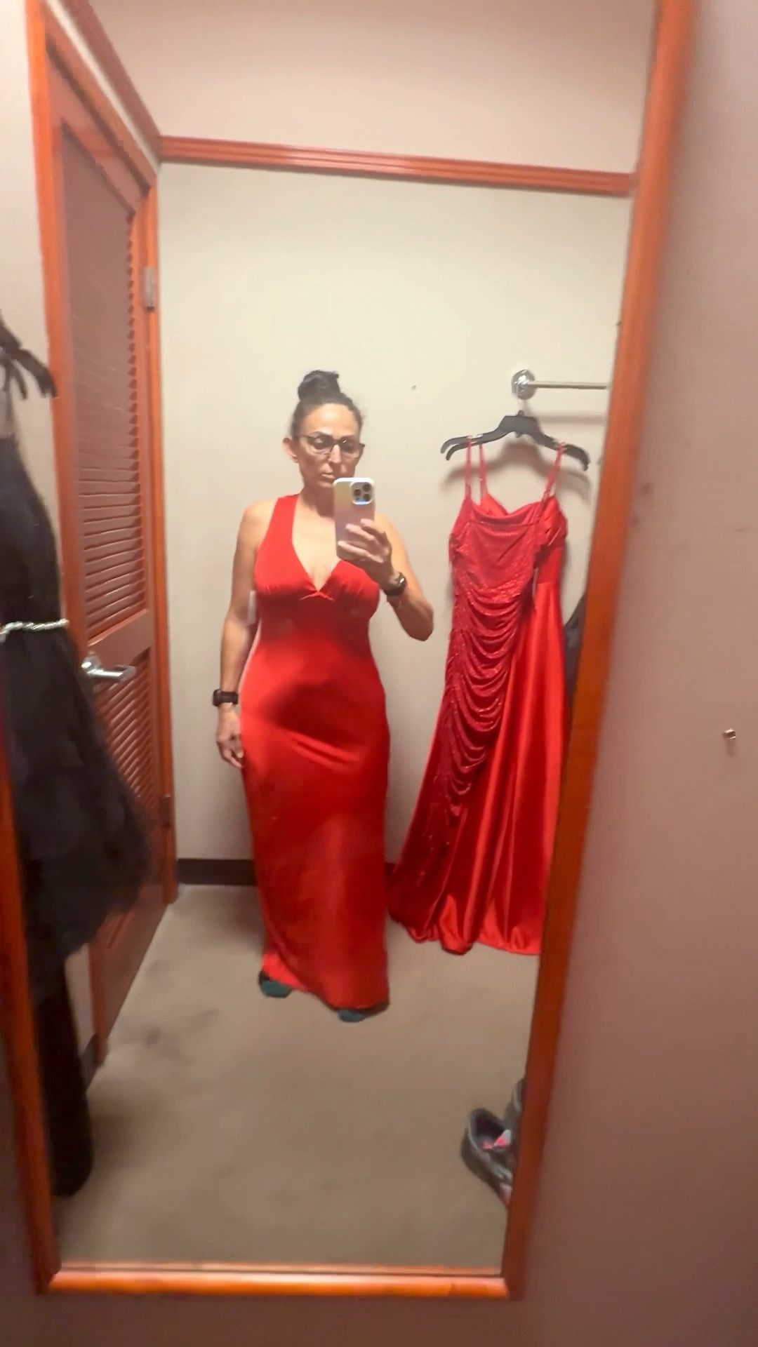 Gala dress shopping option #2. 👗
Do you like it?

#LTKHoliday #LTKParties #LTKSeasonal