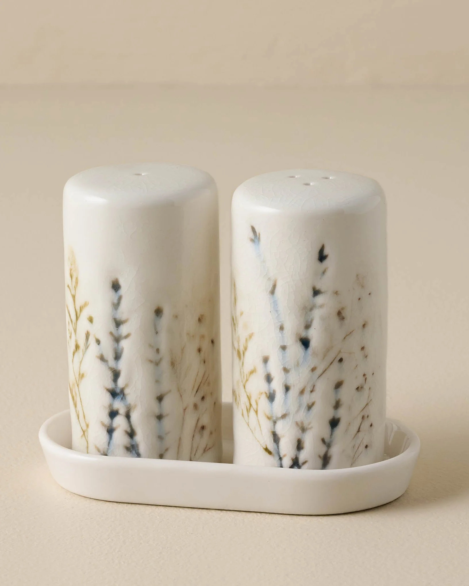 Pressed Floral Salt & Pepper Set | Magnolia