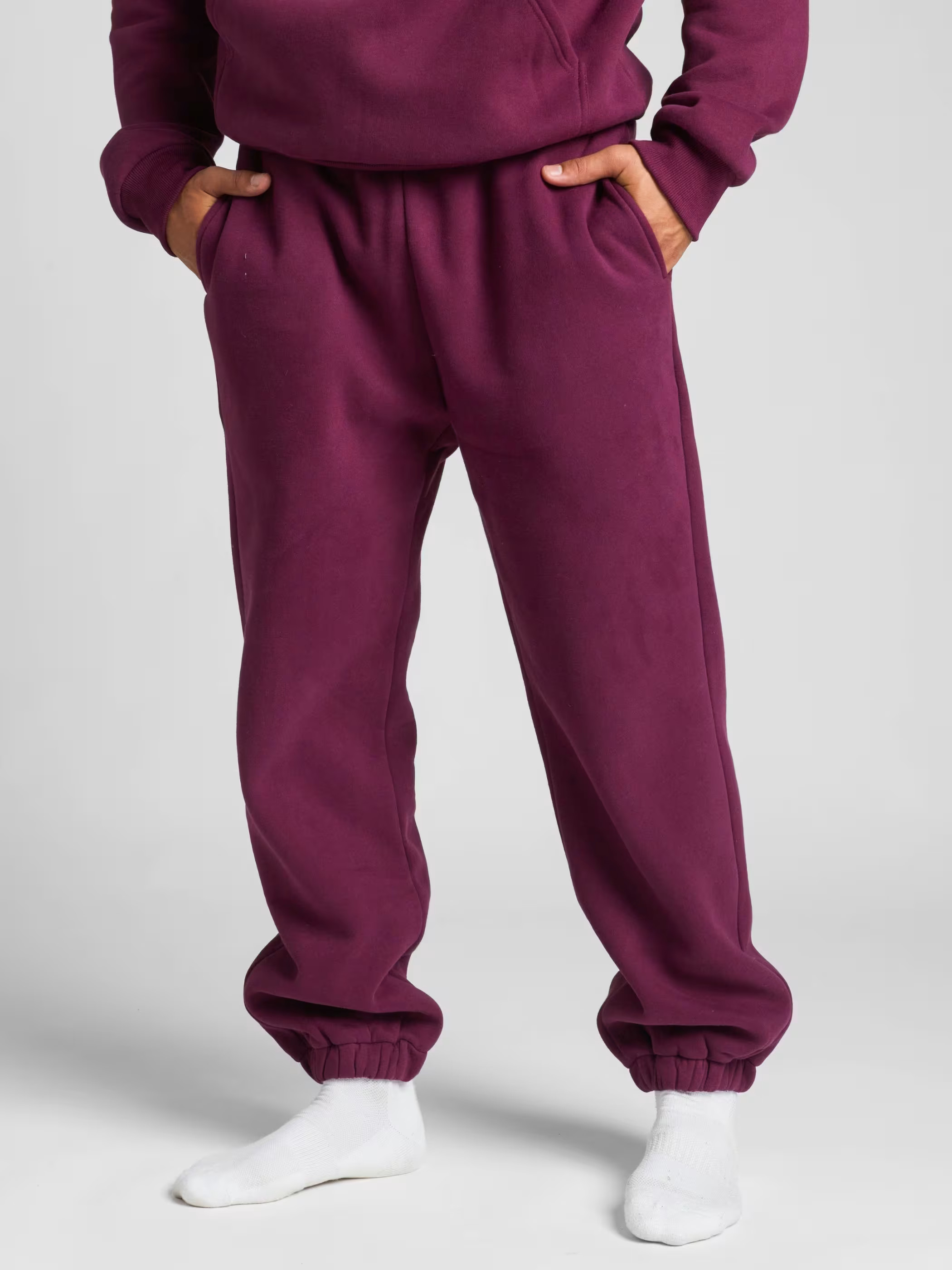 Travel Essentials Sweatpants — Comfrt | Comfrt