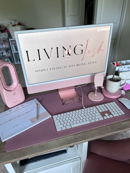Office setup | home office | pink office decor 

#LTKhome