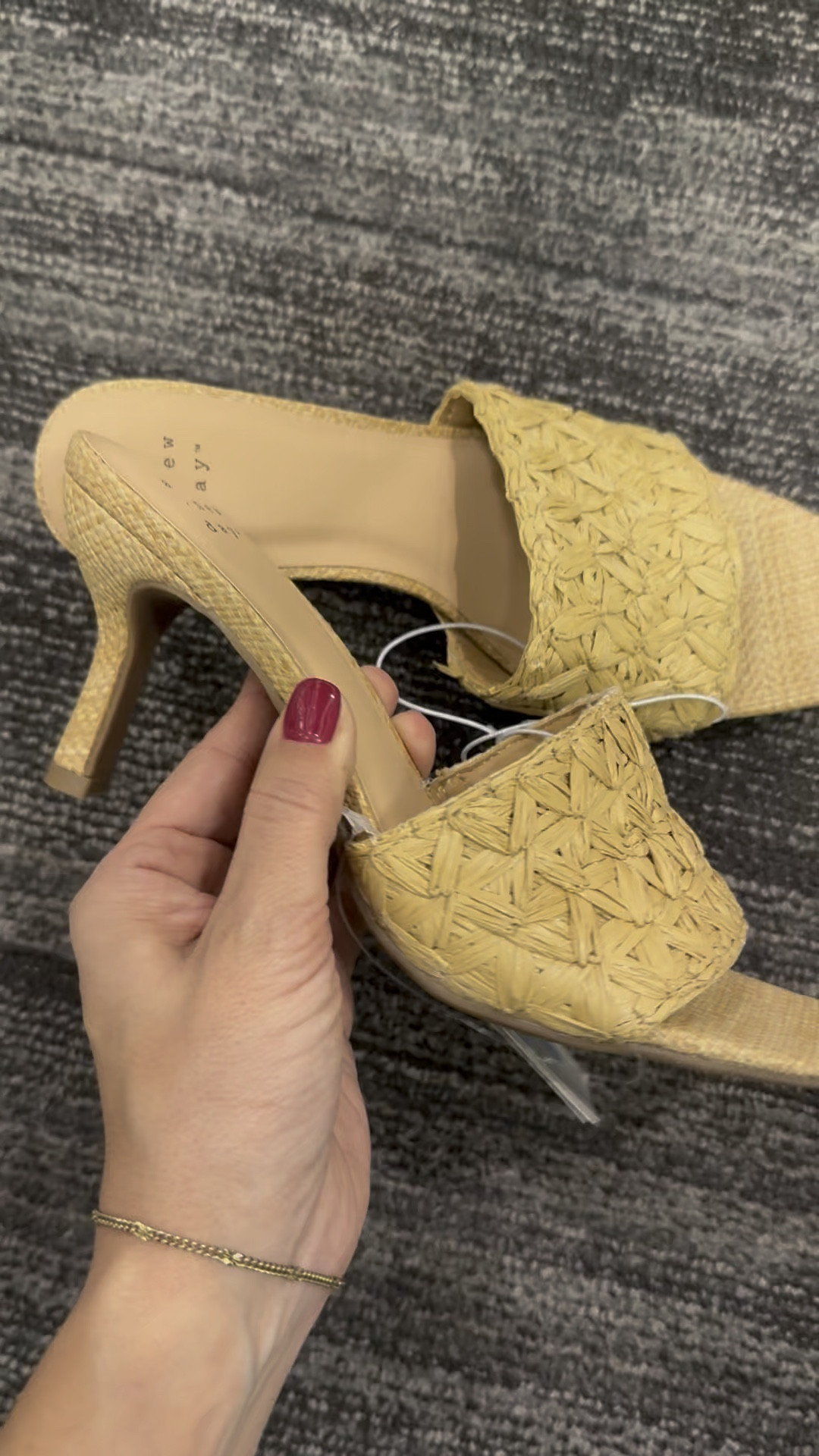 New target sandals 
Spring sandals 

#LTKShoeCrush #LTKFindsUnder50 #LTKStyleTip