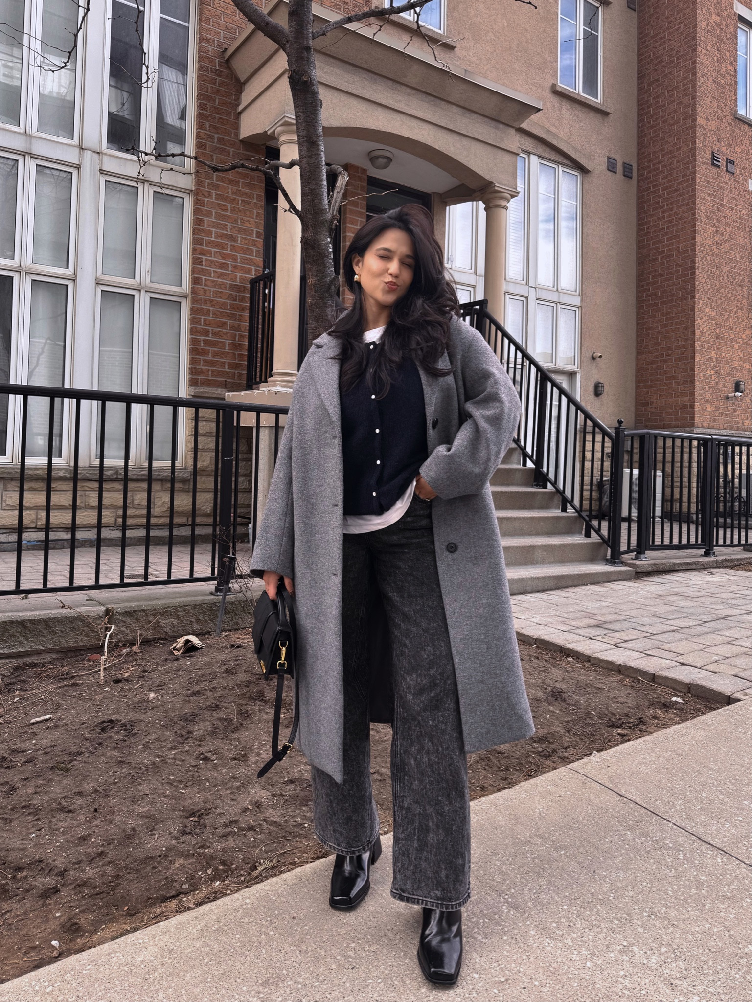 Winter outfit ideas, wide leg denims, sezane sweaters

#LTKfindsunder100 #LTKstyletip