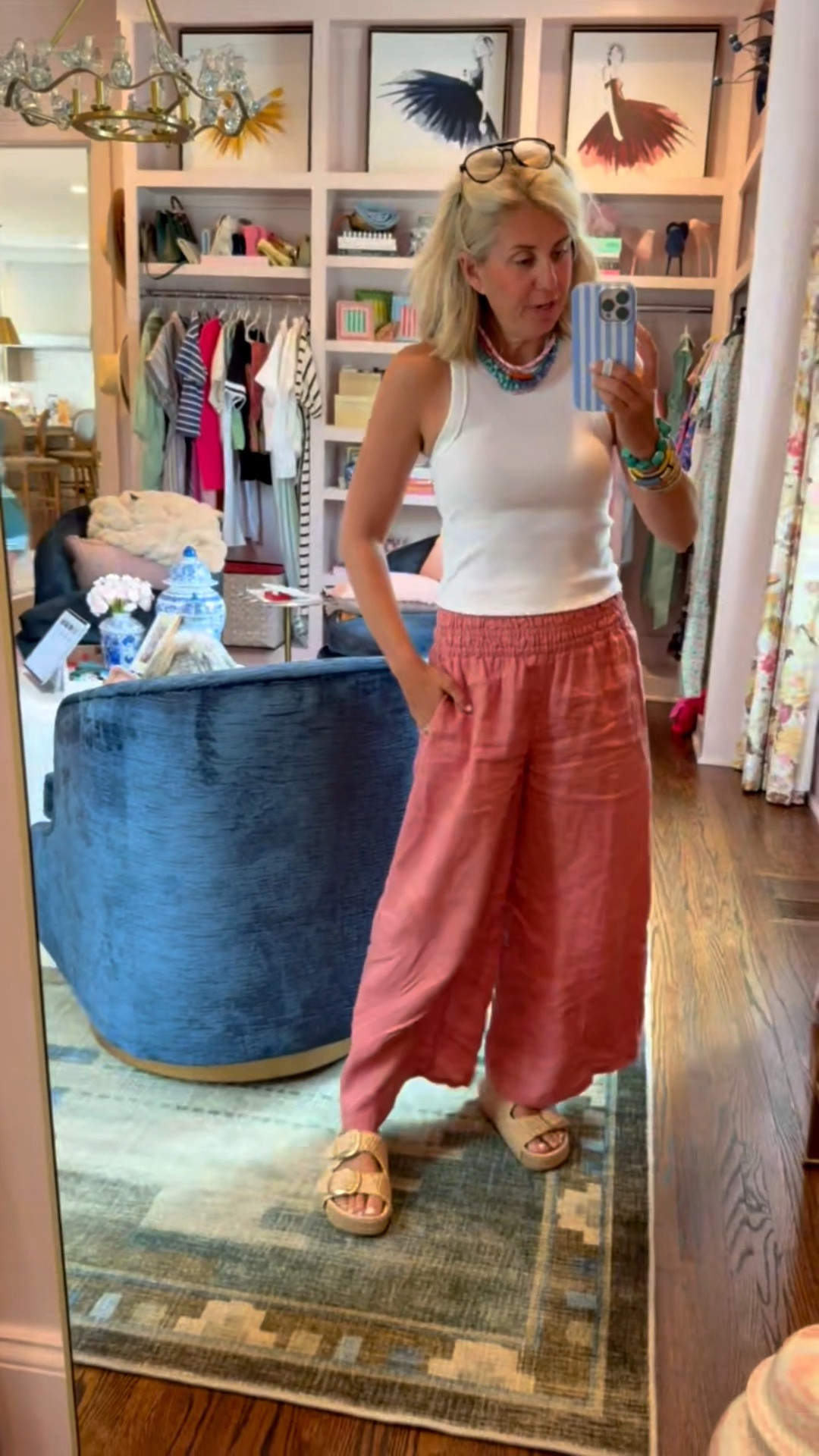 OOTD… my favorite tank from Old Navy and the Somerset pants. I’m wearing small petite tank, xs pants and 38.5 (1/2 size up). ￼

#LTKdayinmylife #LTKootd #LTKmomlife