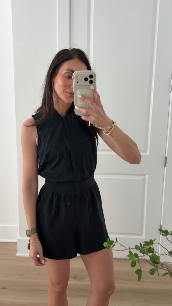 Athletic romper size 2.Athleta 40% off linen, 30% off everything else + extra 10% off code 10FORYOU

#LTKSaleAlert #LTKOver40 #LTKActive