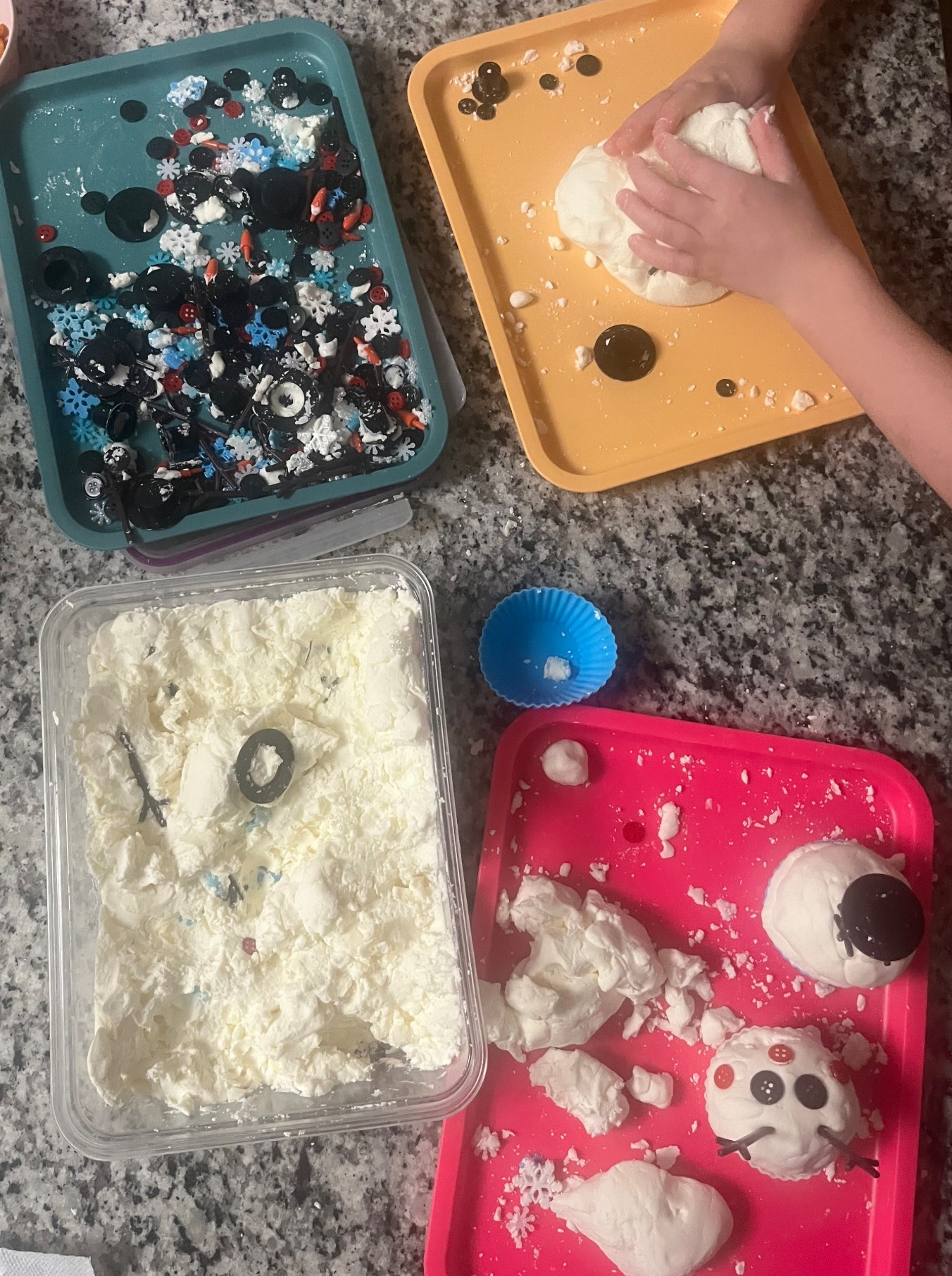 Winter sensory activity

#LTKKids #LTKmomlife