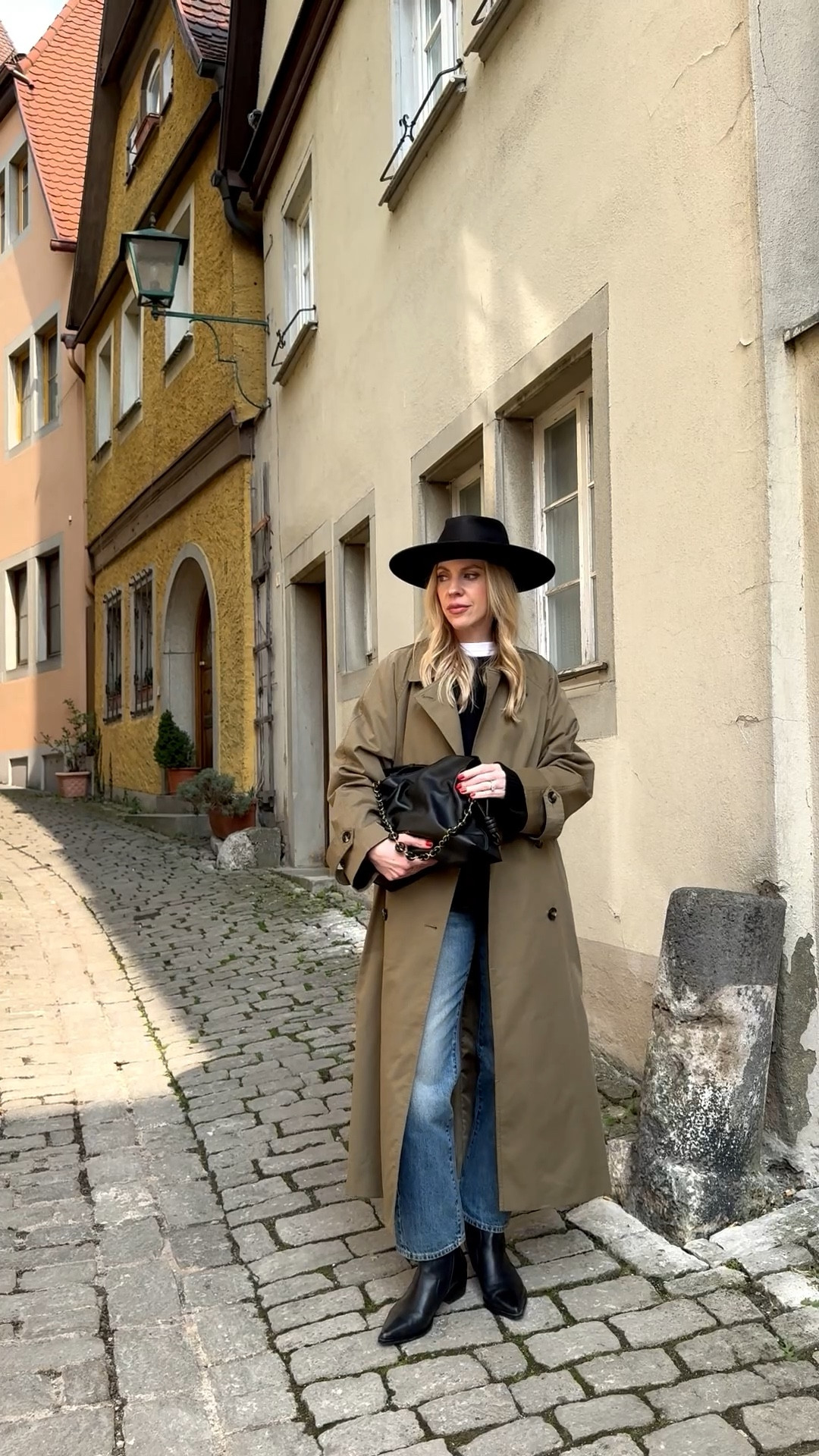 European vacation travel look, spring outfit, olive green trench coat, @Zara cropped straight jeans, Loewe Flamenco pouch handbag

#LTKTravel #LTKOver40 #LTKSeasonal