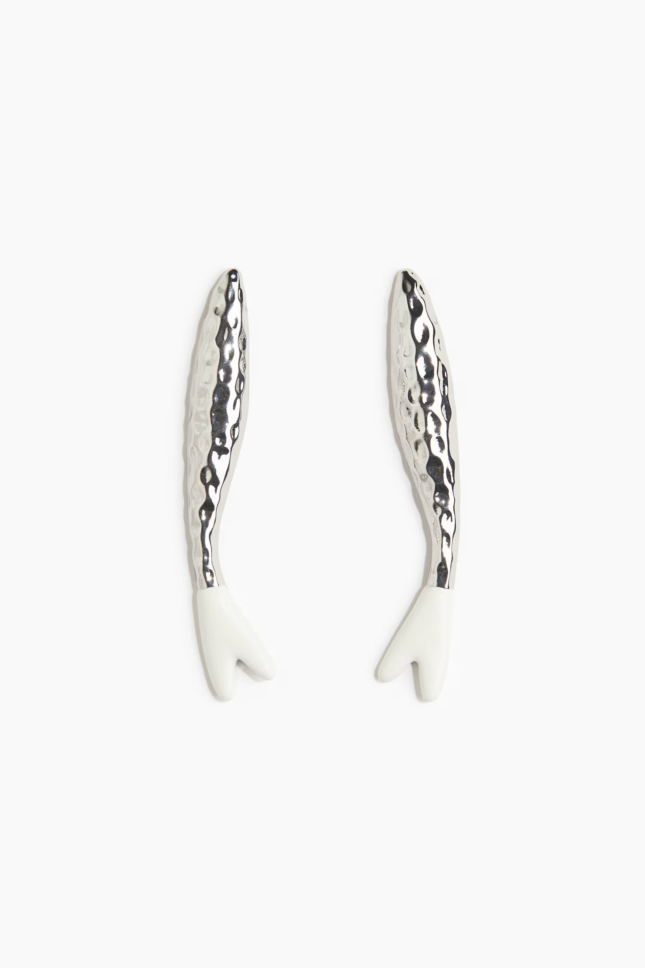 Fish-shaped earrings | H&M (UK, MY, IN, SG, PH, TW, HK)