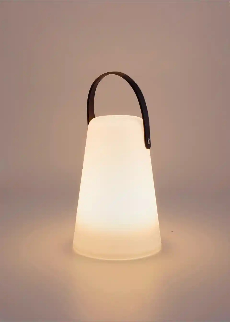 LED-Leuchte mit Trageriemen | Bonprix DE