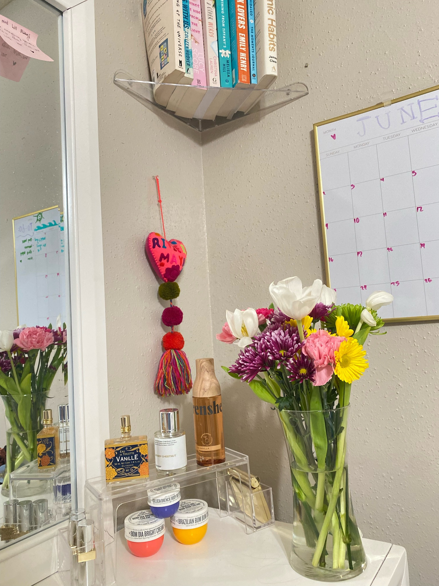 fav corner of my room <3

#LTKGiftGuide #LTKFindsUnder50 #LTKSeasonal