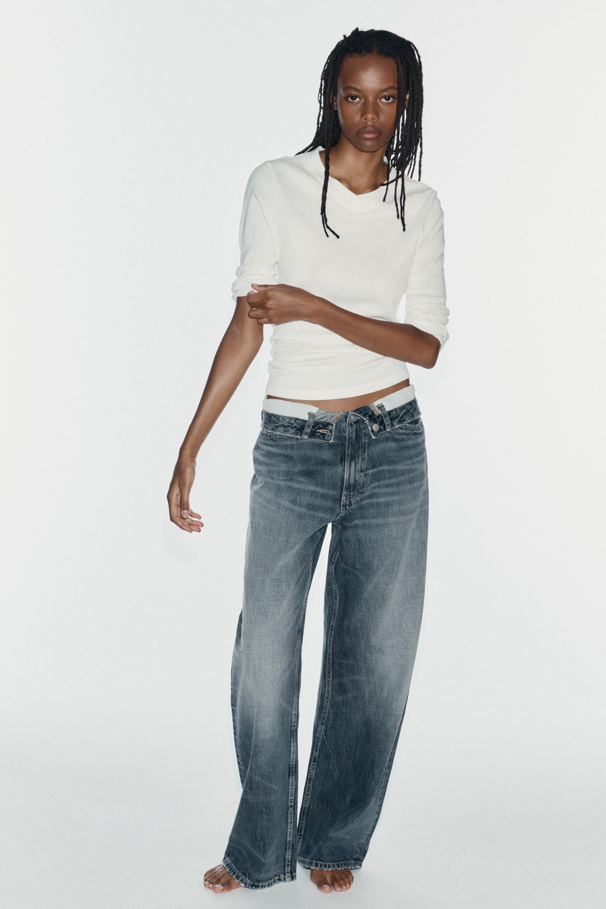 MID-WAIST - FULL LENGTHMid-waist jeans featuring belt loops and a fold-over waistband. Five pocke... | Zara DE