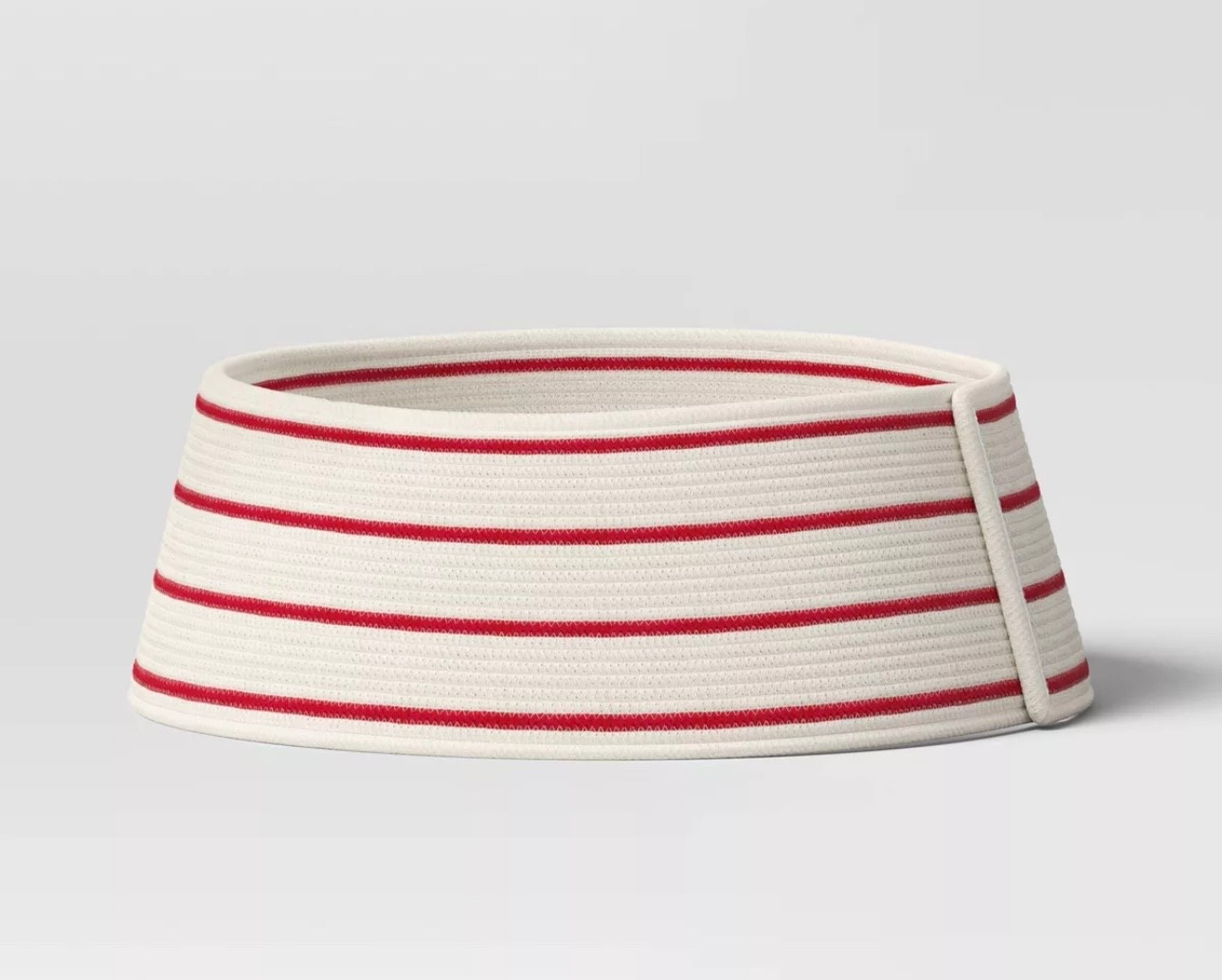 Roll up rope tree skirt 

#LTKFindsUnder50 #LTKSeasonal