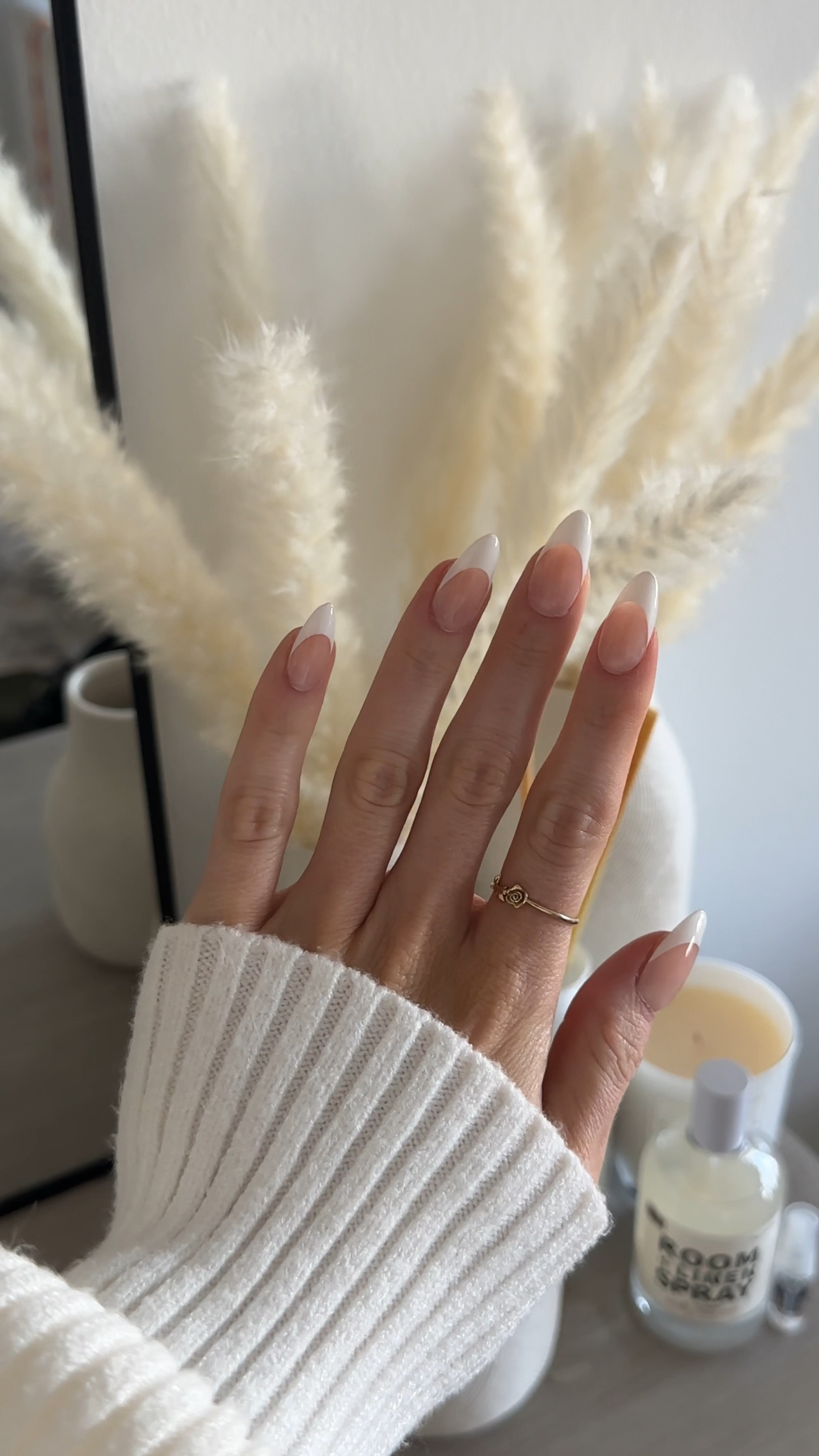 diy french nails 

#LTKSeasonal #LTKbeauty #LTKGiftGuide