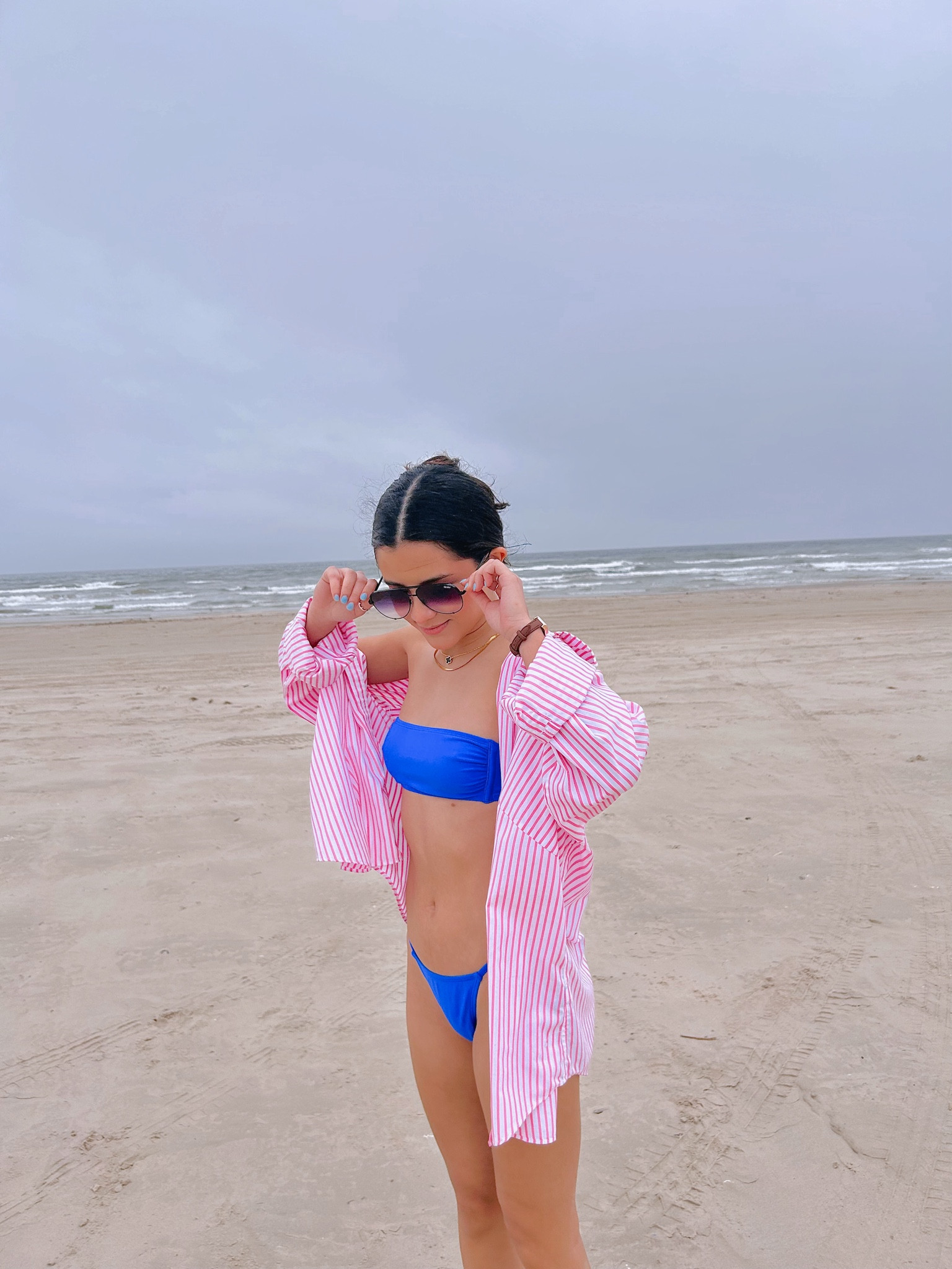 both top & bottom are size xxs 🏝️
button up is size m

(target no longer has the bandeau top in this pic but i found something similar) 