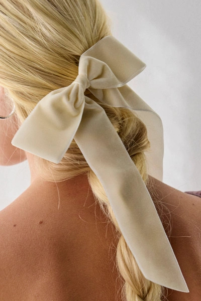 Drapey Velvet Hair Bow Barrette | Urban Outfitters (US and RoW)