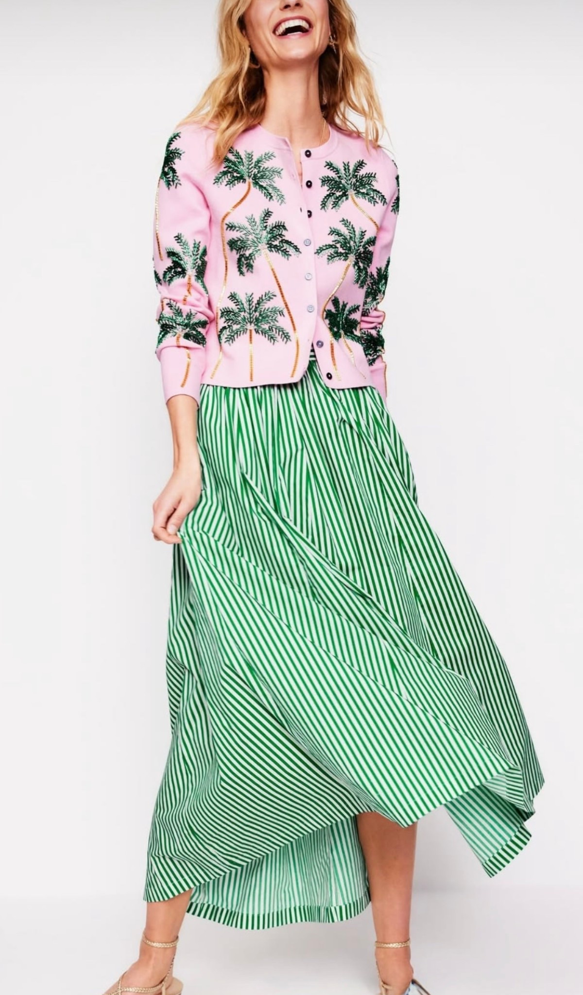 Full Poplin Maxi Skirt

2
- 100% cotton
- Machine washable
- Straight - Regular easy shape but not too tight
- Designed to be maxi length, falling at your ankle

#LTKStyleTip #LTKTravel #LTKWorkwear