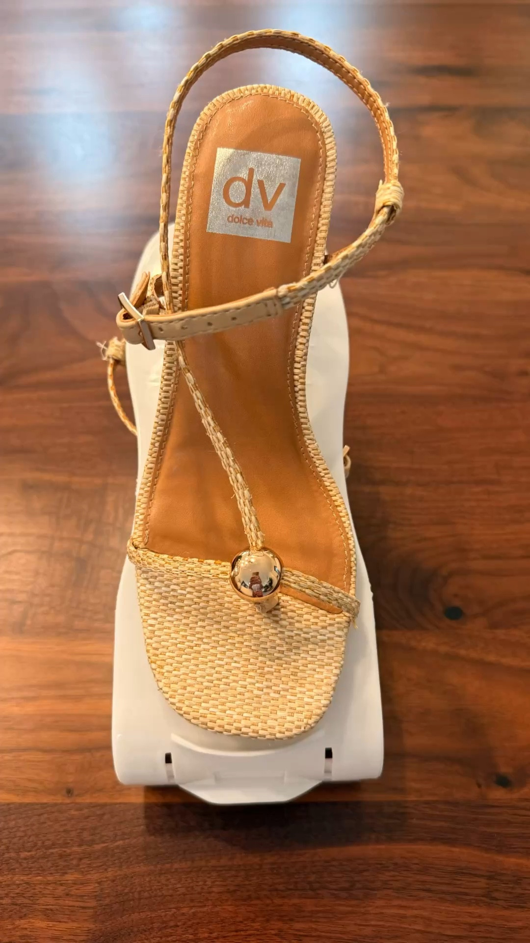 My favorite go to comfy kitten heels I have been wearing all season.

#LTKootd #LTKOver40