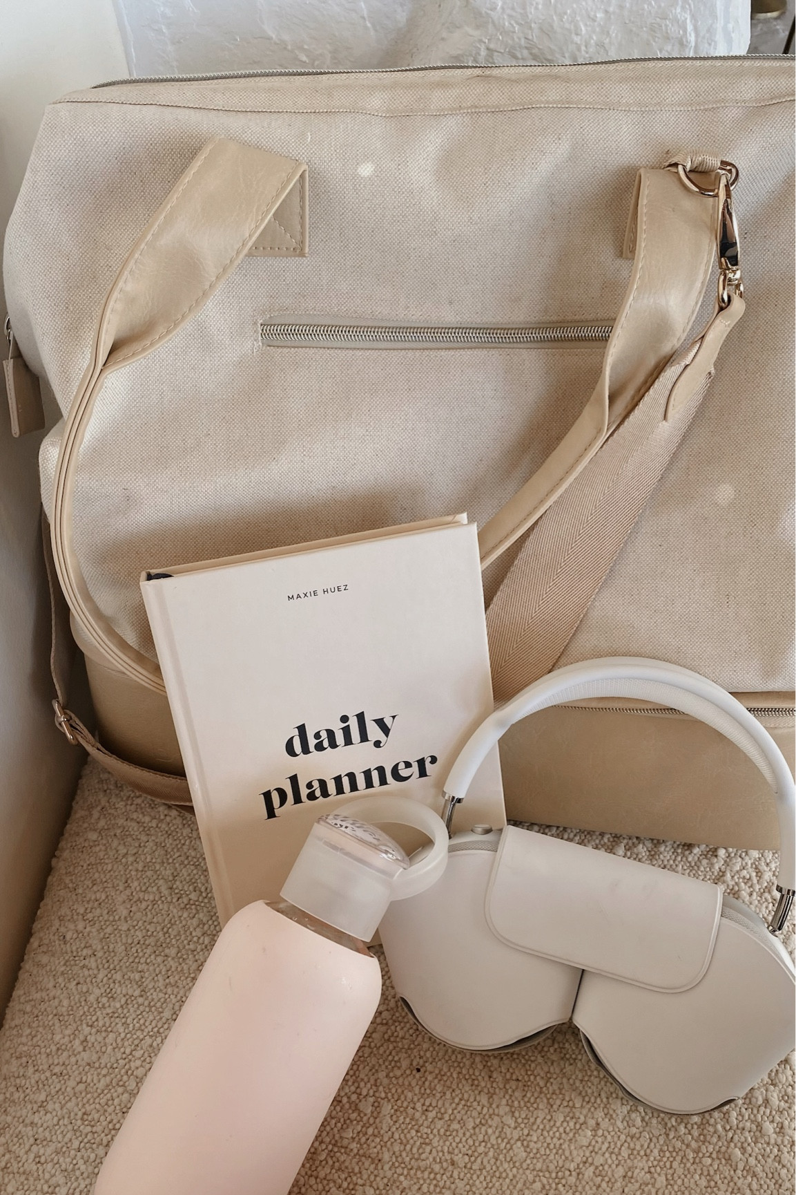 Pack my carry on bag with me - using my Beis bag & all of my flight essentials 

#LTKFind #LTKtravel #LTKunder100