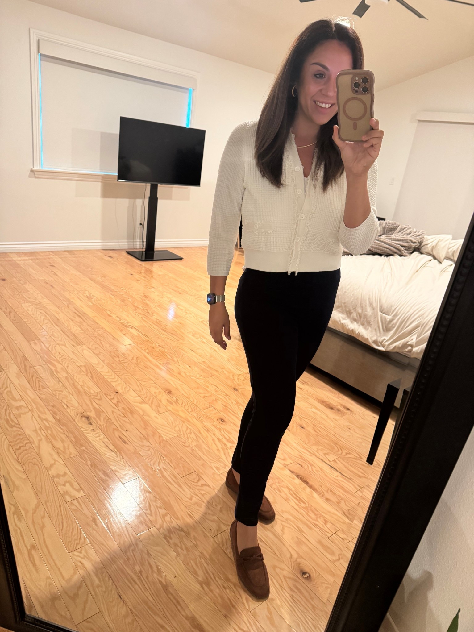 Business casual, fall business casual, loafers, navy blue pants outfit

#LTKSeasonal #LTKWorkwear #LTKStyleTip