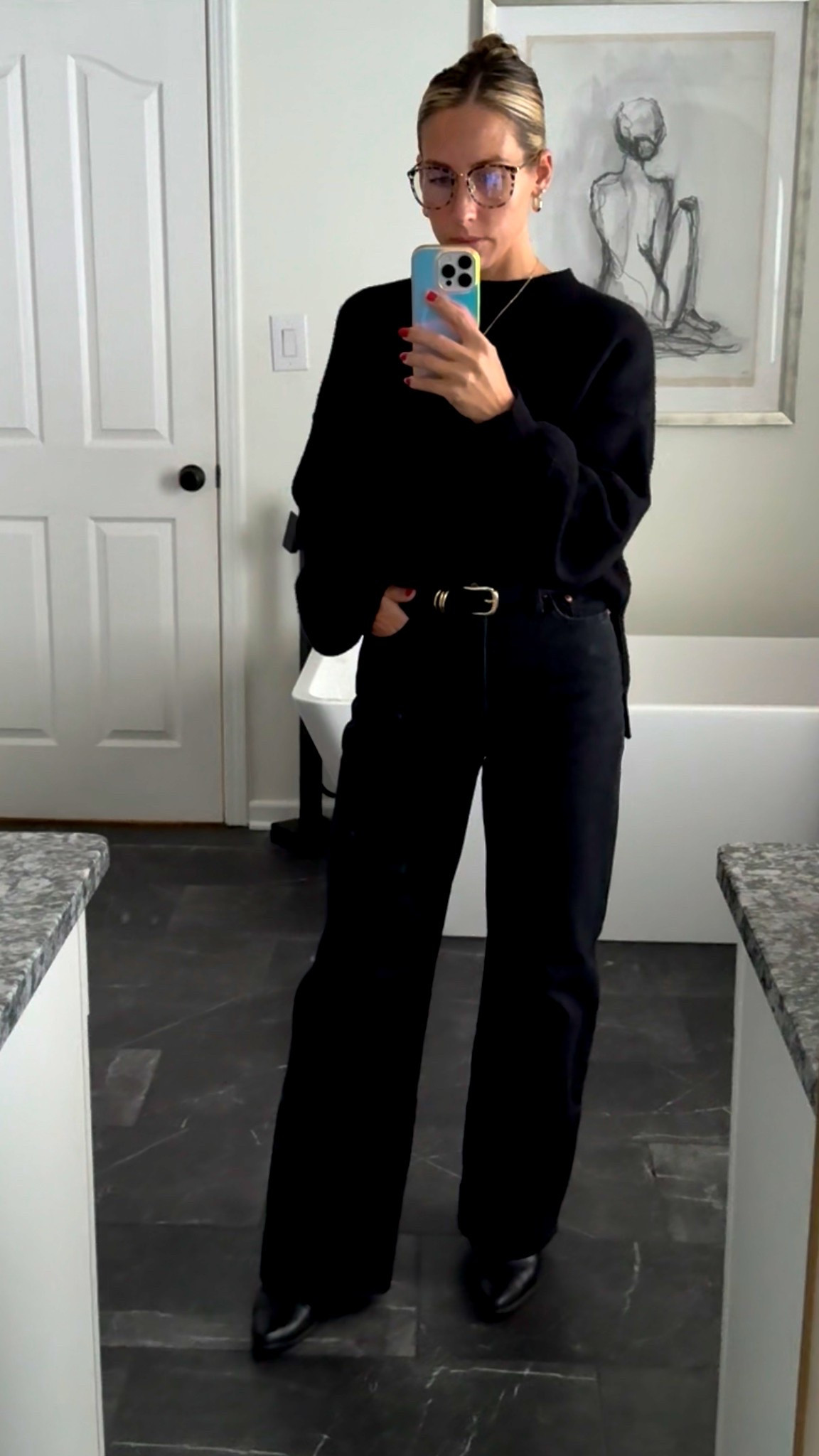 Clean, classic, and unbothered. 🖤
All-black everything today — relaxed sweater, structured denim, pointed boots, and my favorite oversized frames.

#LTKFindsUnder100 #LTKWorkwear #LTKootd