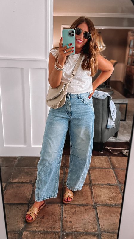 Elevated basic spring outfit from Amazon

Sleeveless cotton tank- medium
High rise barrel jeans- I sized up to an 8
Leather slide sandals- TTS
Lululemon all night festival bag (I found a similar look for less on Amazon and I will link it here)



#LTKover40 #LTKfindsunder50 #LTKstyletip