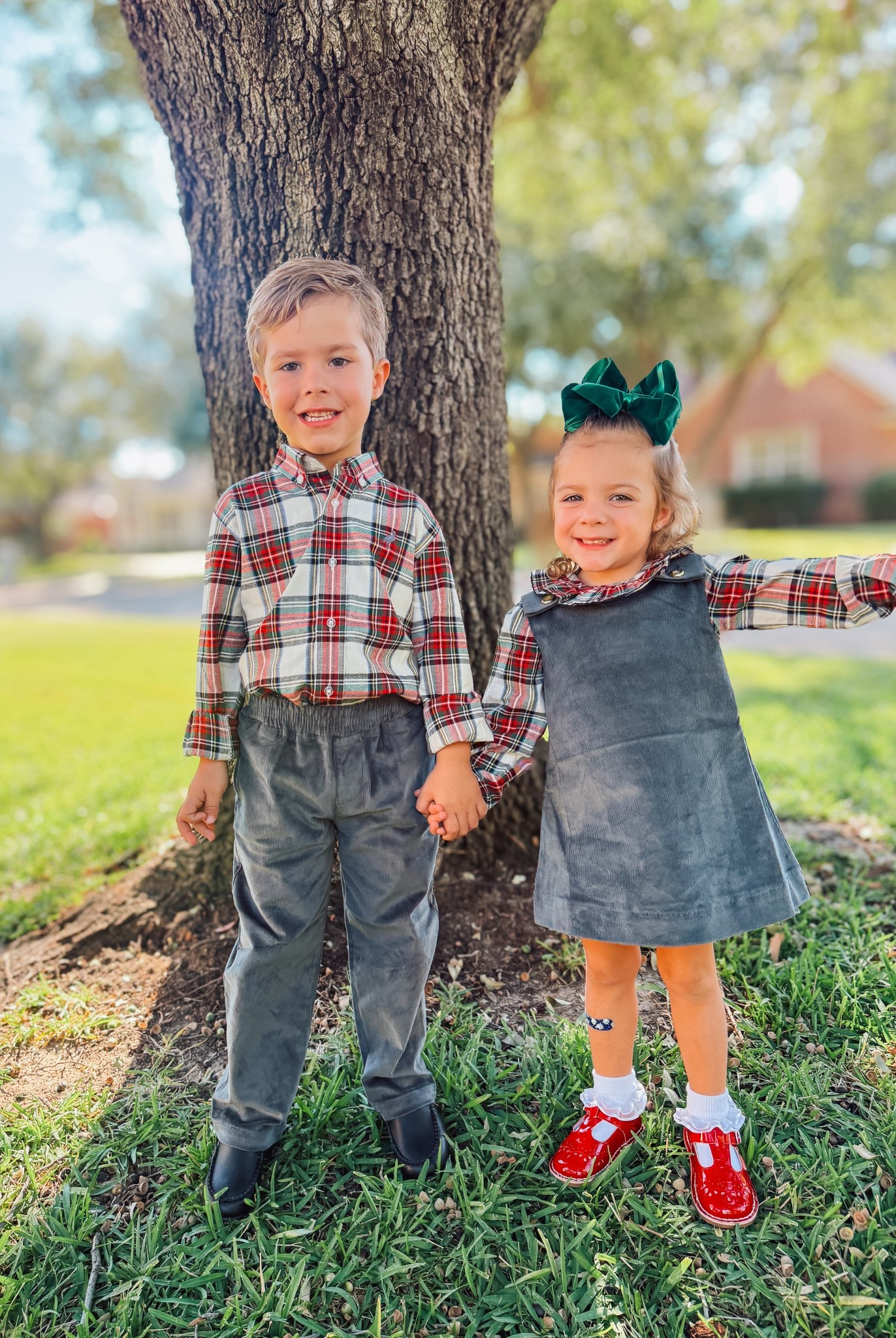 My favorite holiday outfits from TBBC and they’re 35% off today with code JOYFUL.

Bow is from weeones & you can use code HALLIE to save🎀

#LTKKids #LTKHoliday #LTKSaleAlert