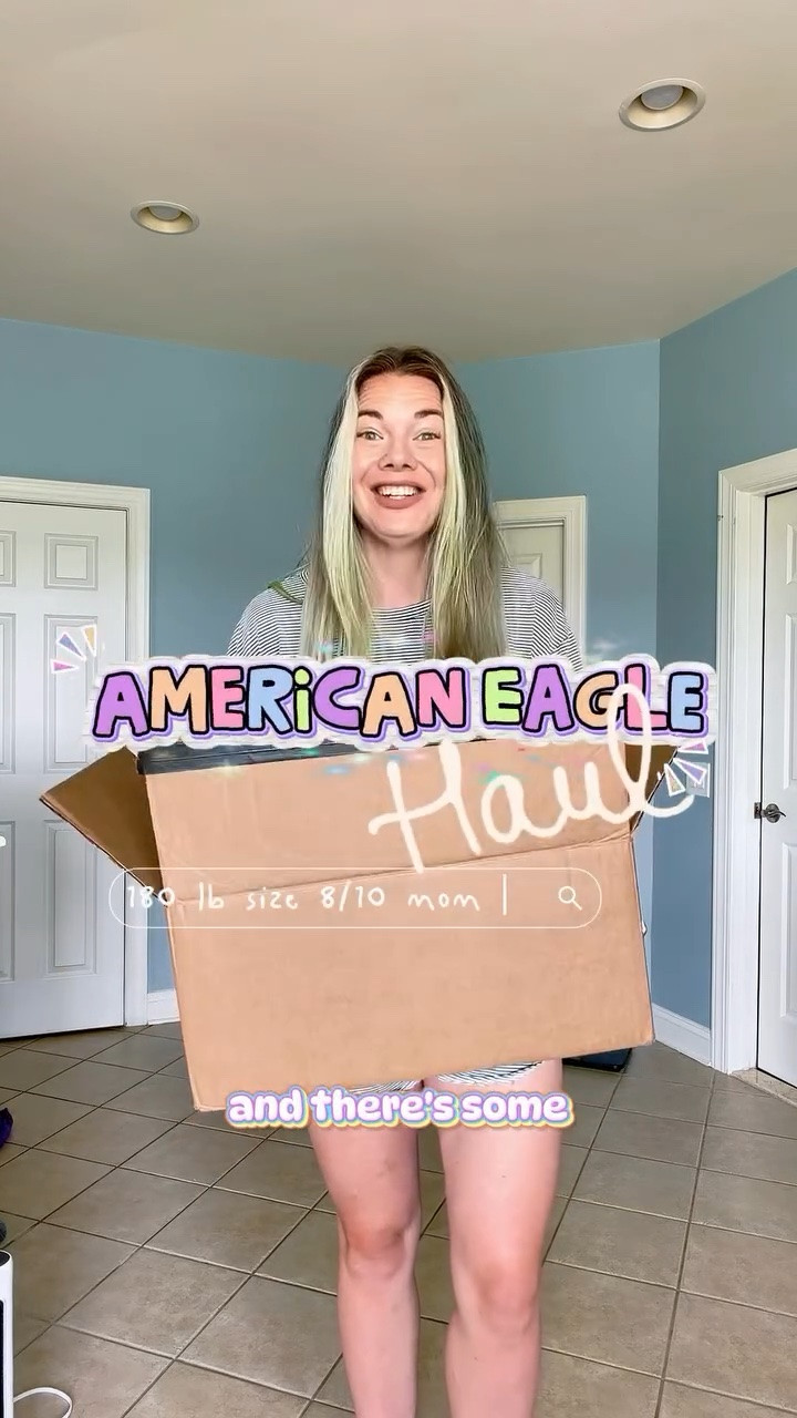 @americaneagle @aerie haul!!! Forever my favs for jeans and shorts and they didn’t let me down! 😍🤩 Brb going to get more from the pride collection! 🏳️‍🌈🥰

💬 WANT and I’ll send you the full haul! 

#tryon #tryonhaul #shortshorts #weartheshorts #wearwhatyoulove