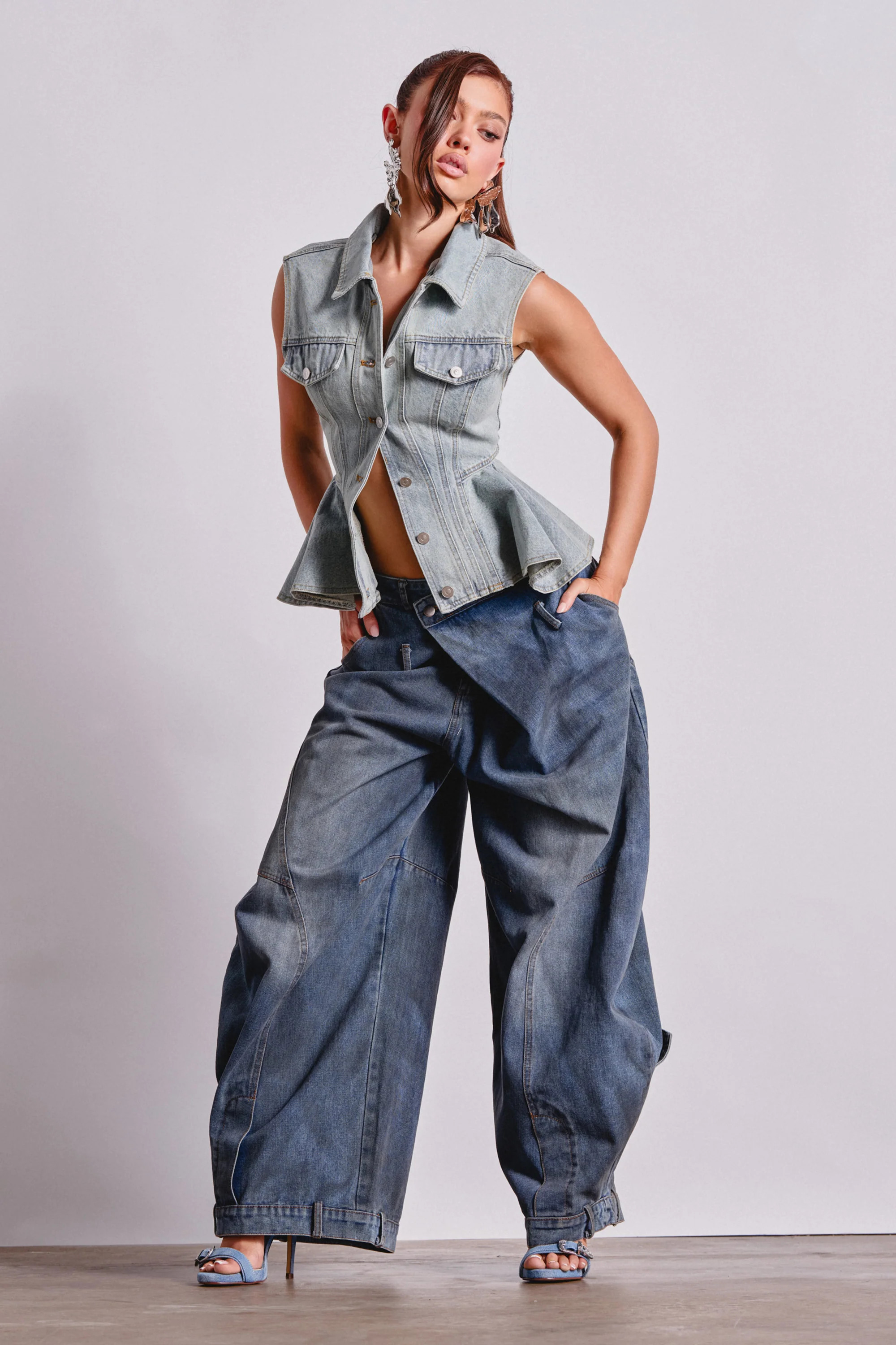 IZZY RELAXED DENIM | AKIRA