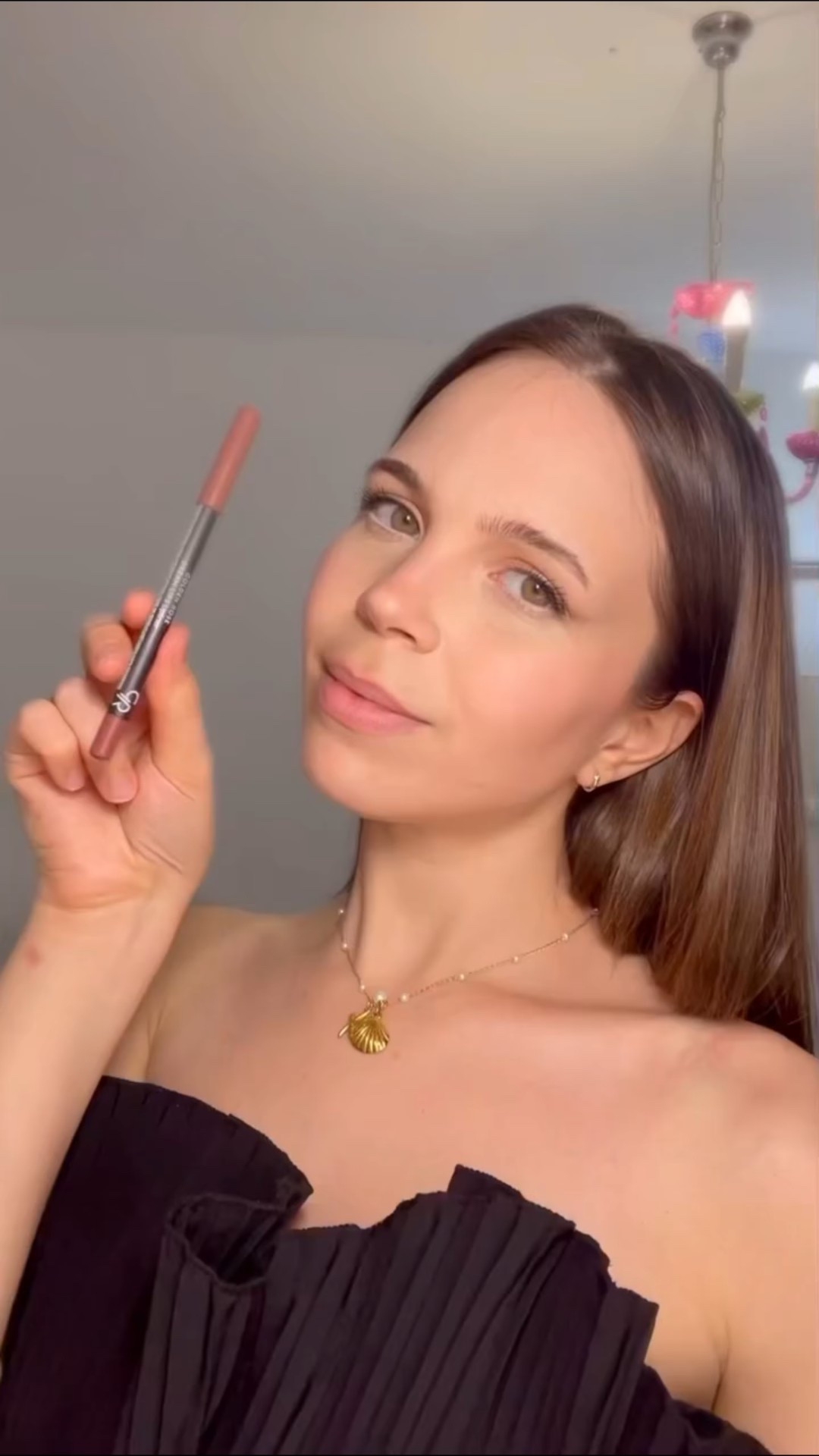 My favorite everyday lip
@goldenroseofficial 

………
#makeup #lips #beauty #explore

#LTKBeauty