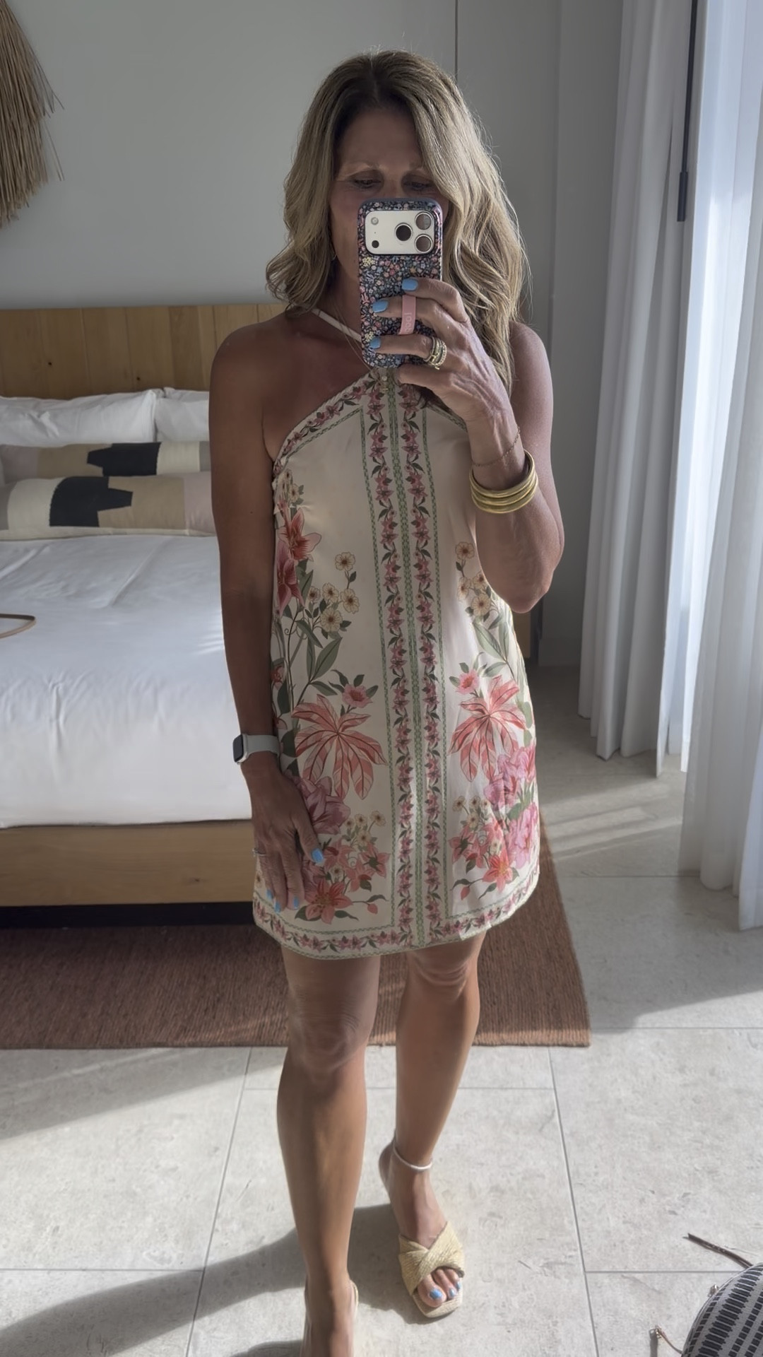 I loved the print on this dress. The quality isn’t the best (thin material) but sometimes you just don’t care 🤷🏻‍♀️ 

True to sizee

#LTKSeasonal #LTKTravel #LTKootd