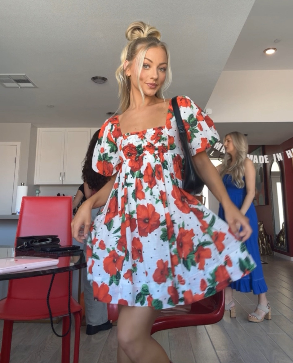 floral dress for bachelorette trip
wearing petite XXS