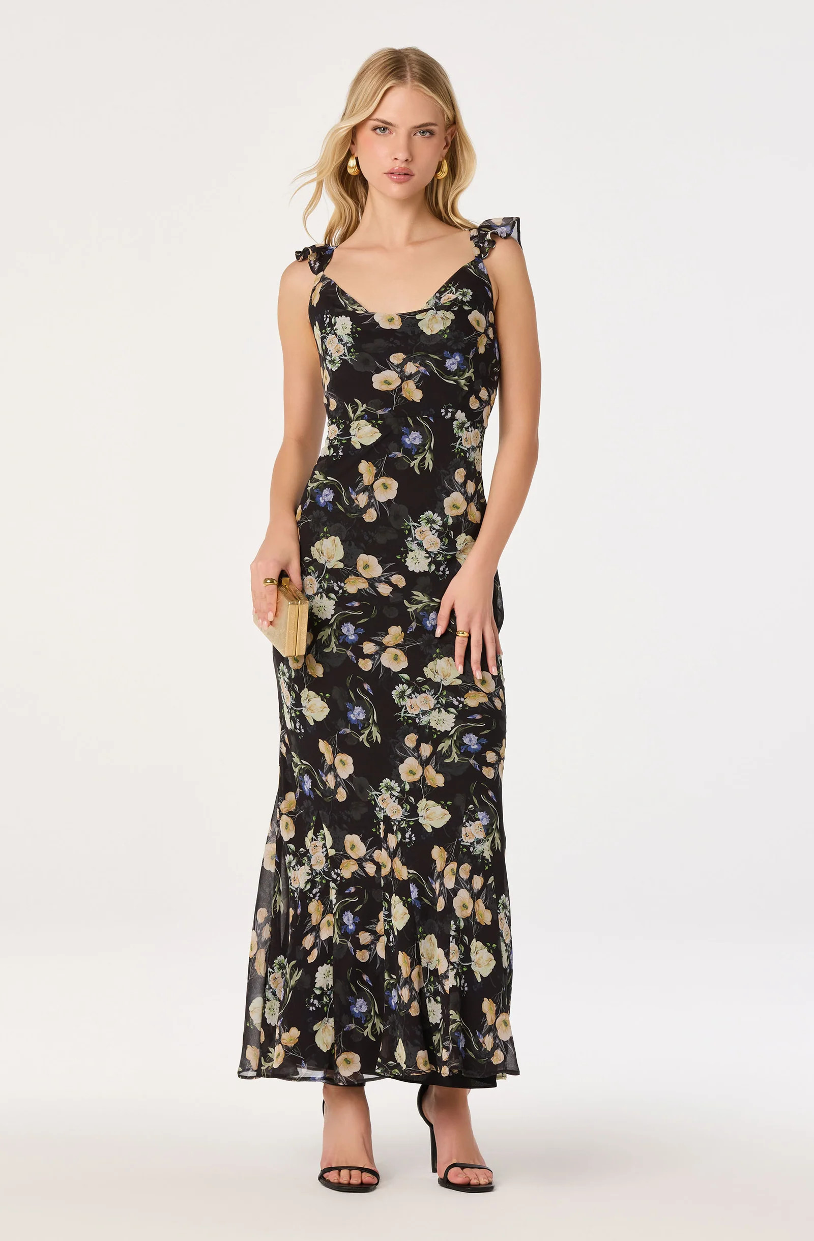 Denisse Floral Maxi Dress - Black floral / M | ASTR The Label (US)
