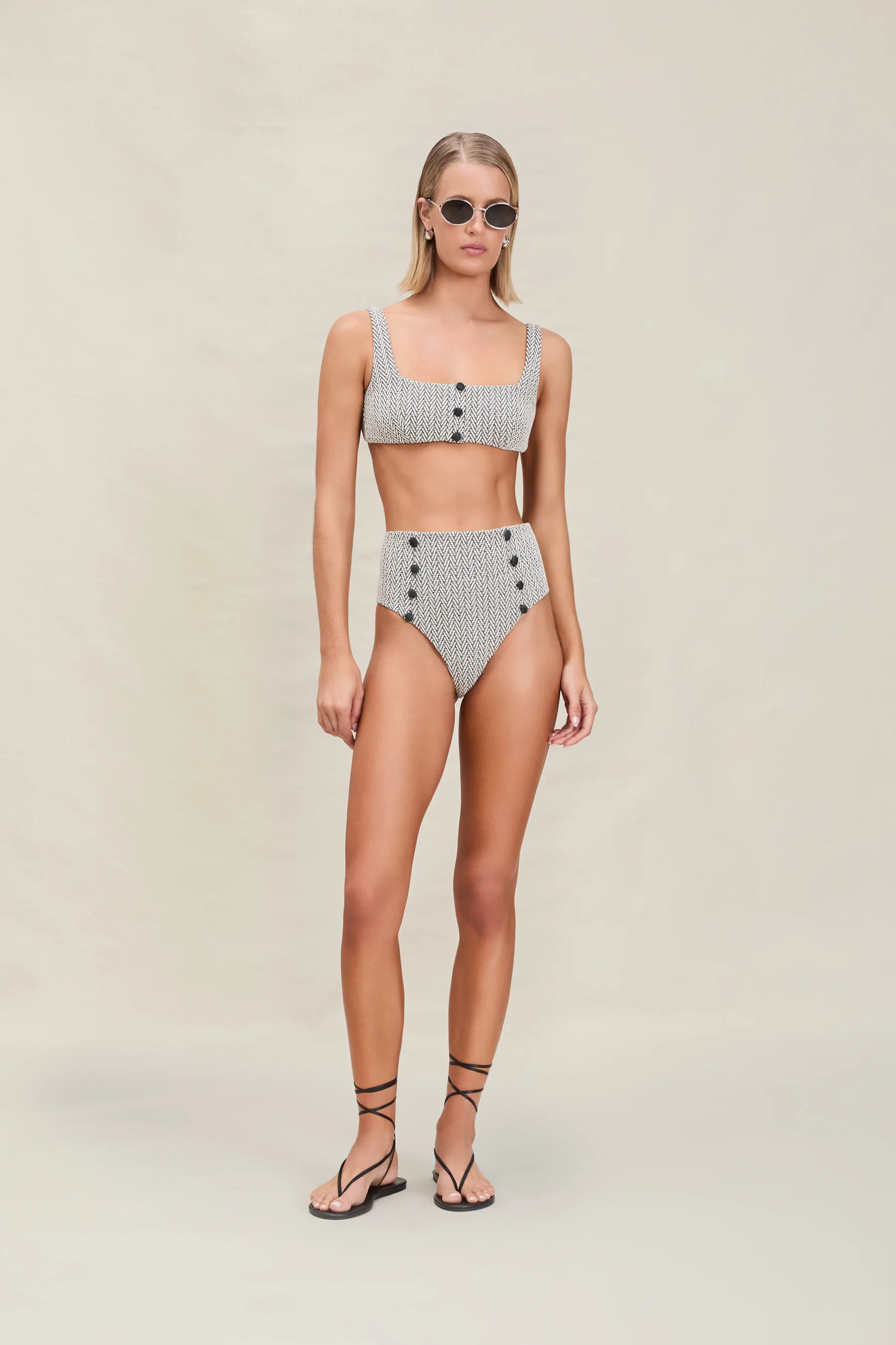 Layla Full-Piece | Devon Windsor
