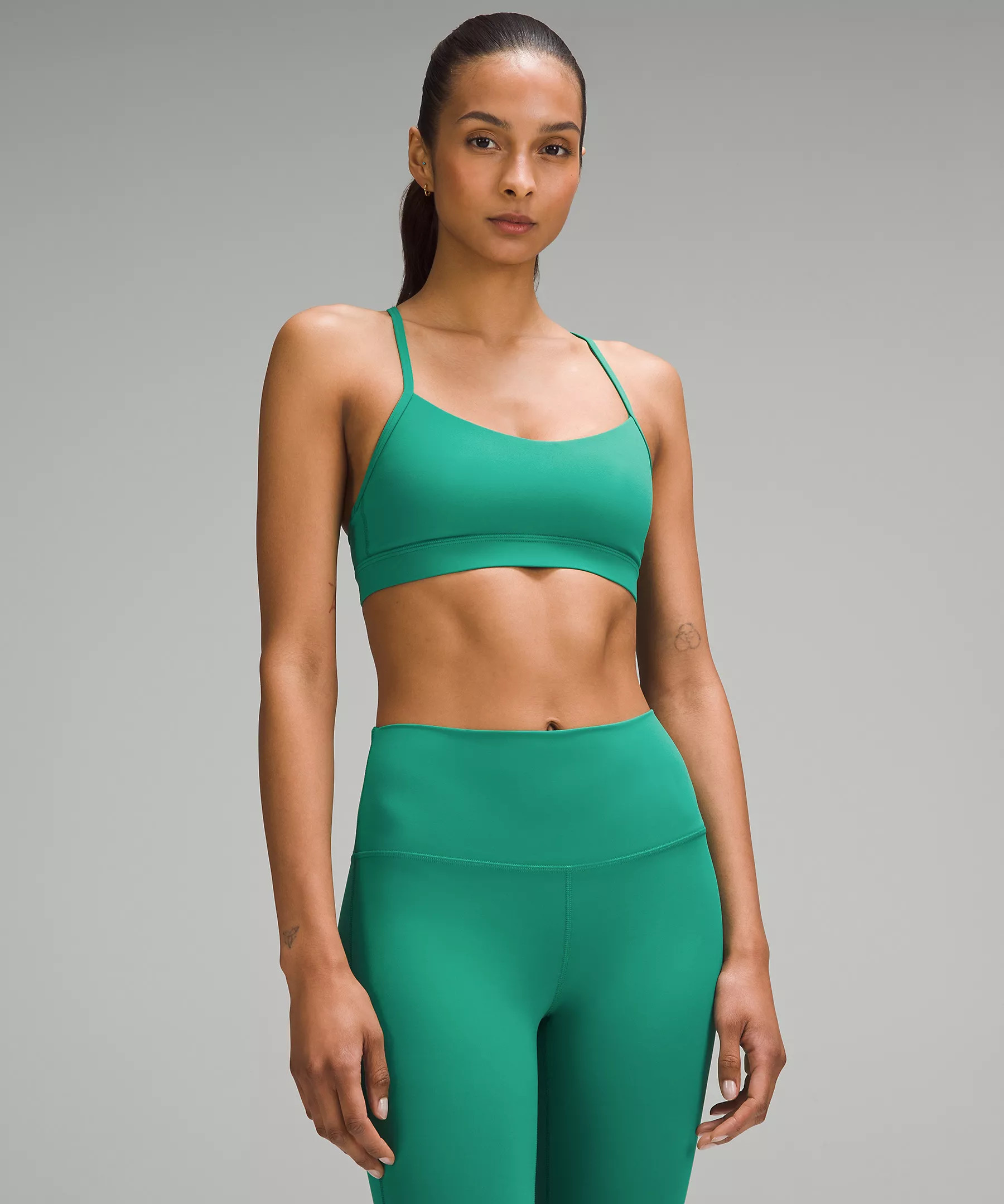 ColourCascadia Green13 colours | Lululemon (US)
