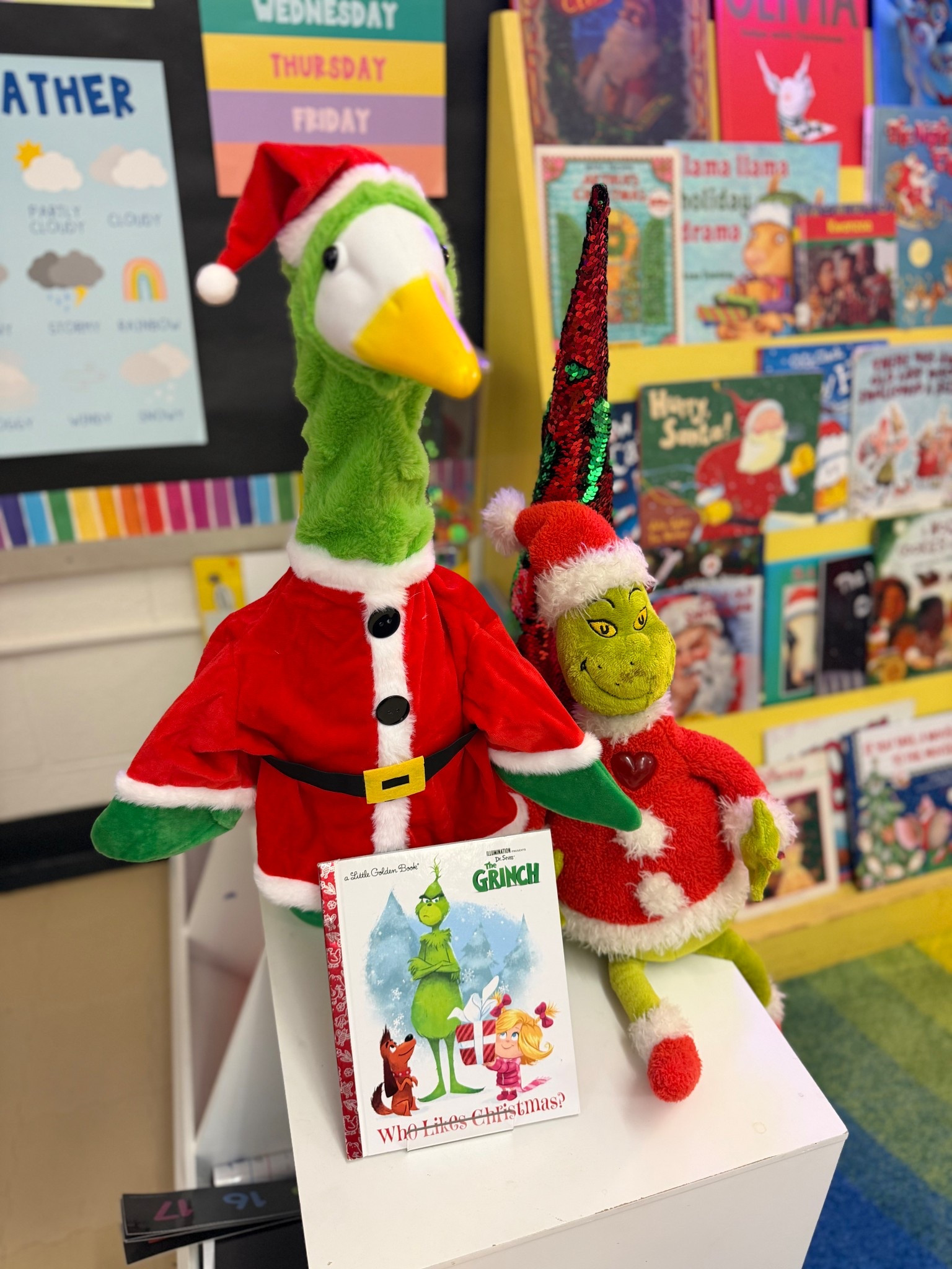 Waffles the goose 🪿 trying to be the grinch 🎄🤭 only $9.99 now on sale!

#LTKSaleAlert #LTKHoliday #LTKKids