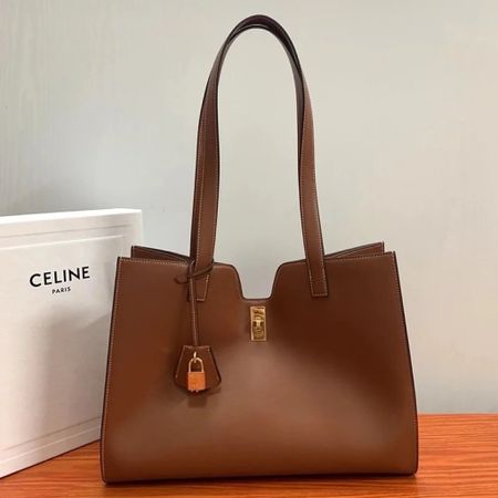 Celine bag #dhgate #ltkfinds #fencefinds 

#LTKSpringSale