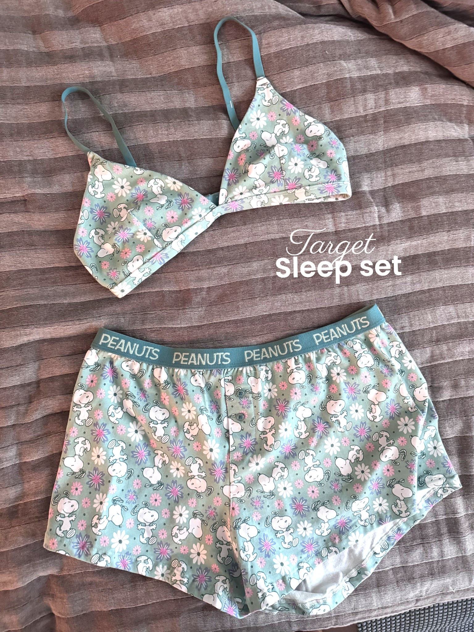 Snoopy spring sleep set 😍🥰 size M @Target 
#springoutfits #loungewear