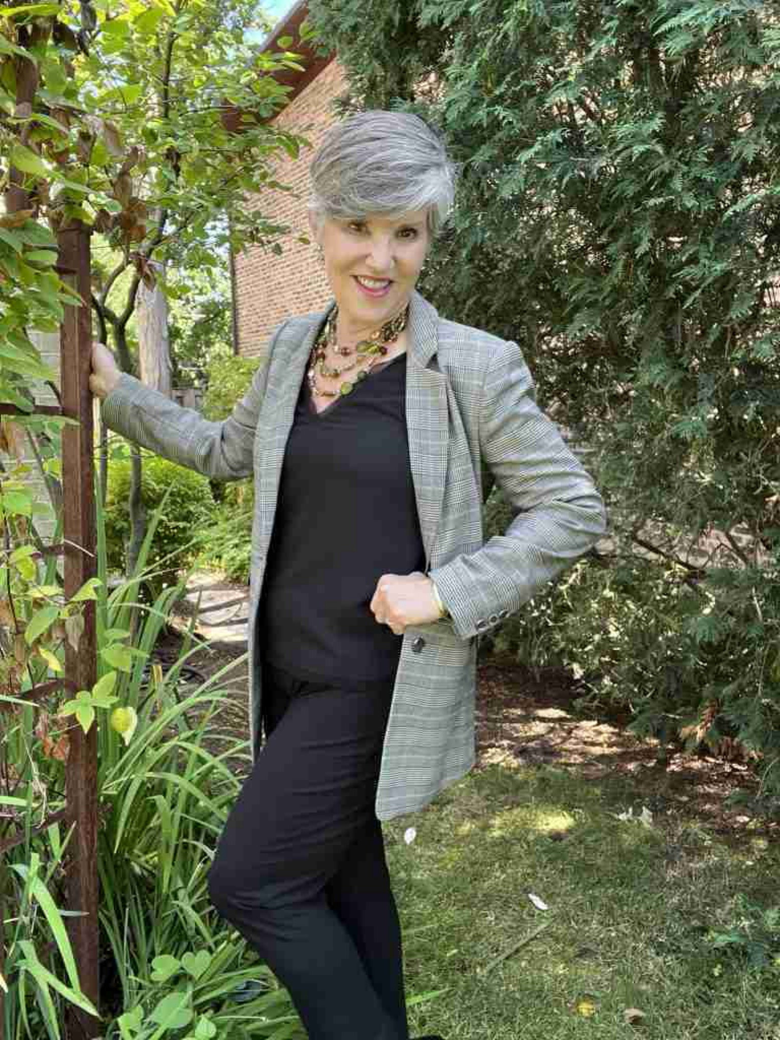 This is for you if you wonder how to style a plaid blazer!
It’s such a great basic for your fall/winter capsule wardrobe. 
In the first look, I did a column of black: a black raw-edge tank, black pants and a terrific @amazonfashion houndstooth blazer.

#LTKFindsUnder50 #LTKWorkwear #LTKOver40
