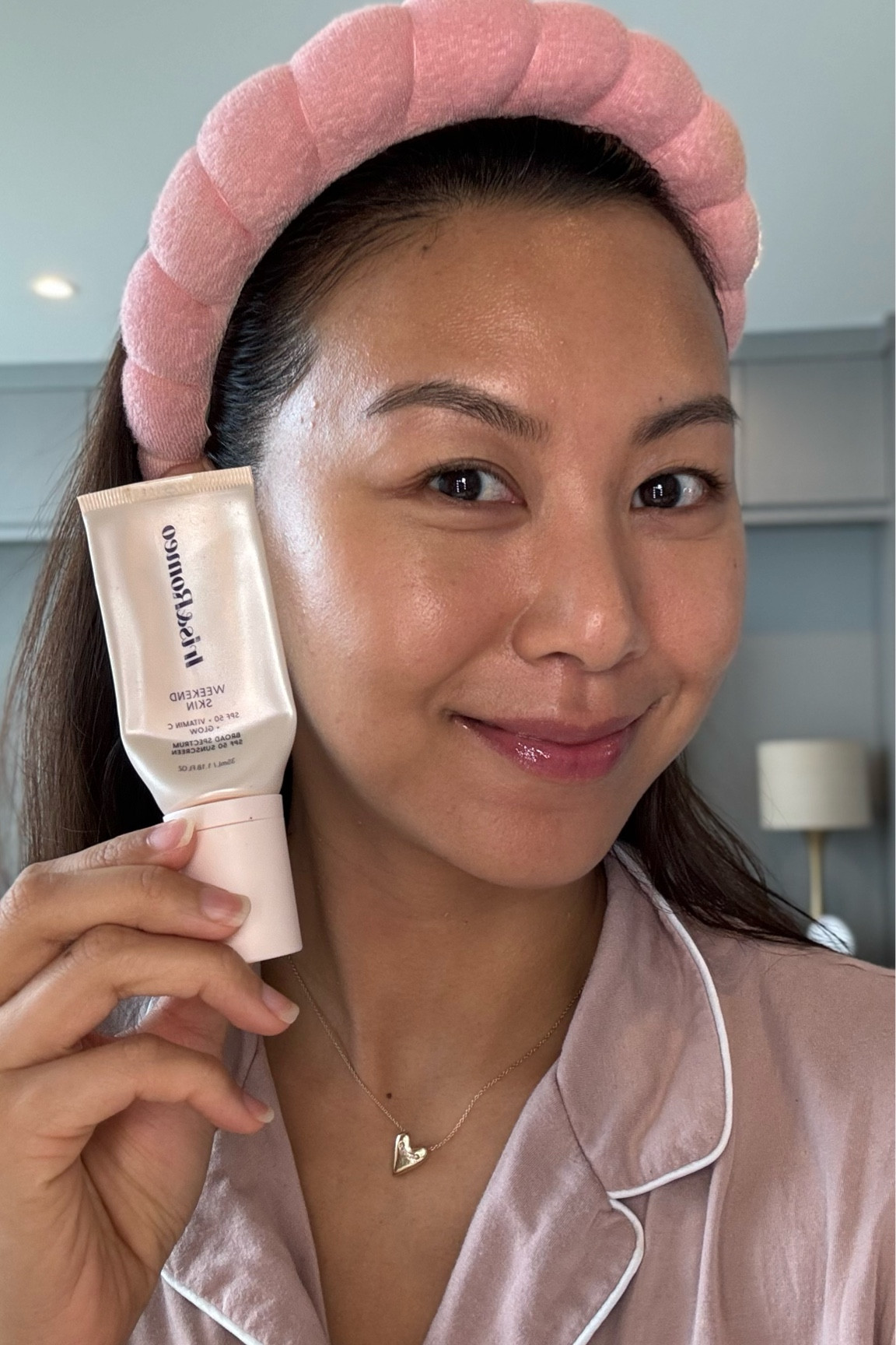 MY FAV TINTED SUNSCREEN FOR GLOWY SKIN✨ this is all i have on & i love how glowy and healthy it makes my skin! It’s spf but also has vitamin c in it!

#LTKMostLoved #LTKfindsunder50 #LTKbeauty