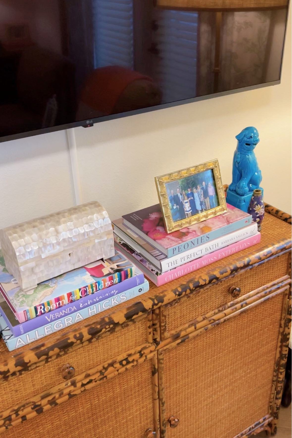 Finally finished decorating my apartment :: here are my favorite corners !! 🩷

#LTKhome #LTKfindsunder100 #LTKstyletip